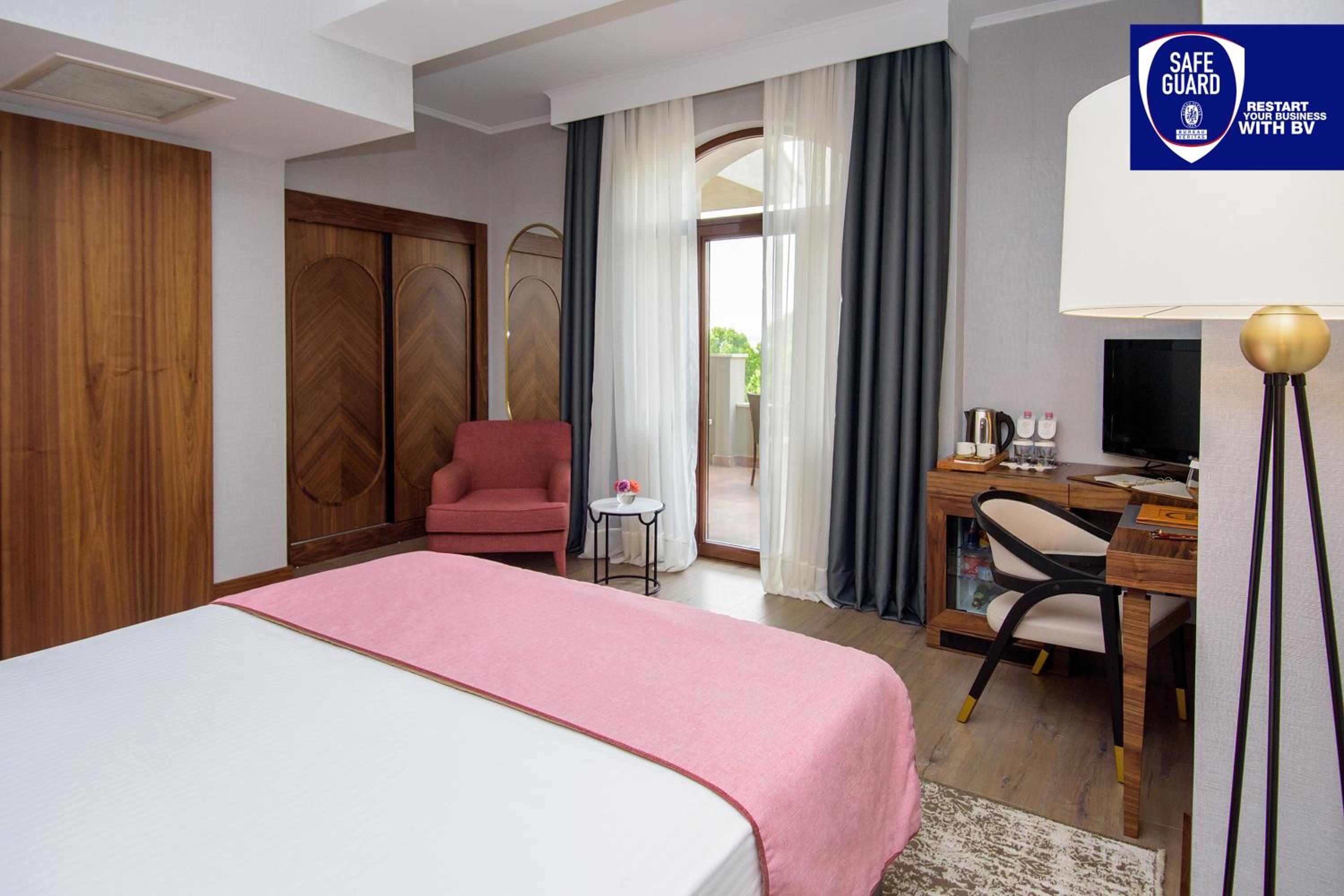 Deluxe Double Room with Balcony