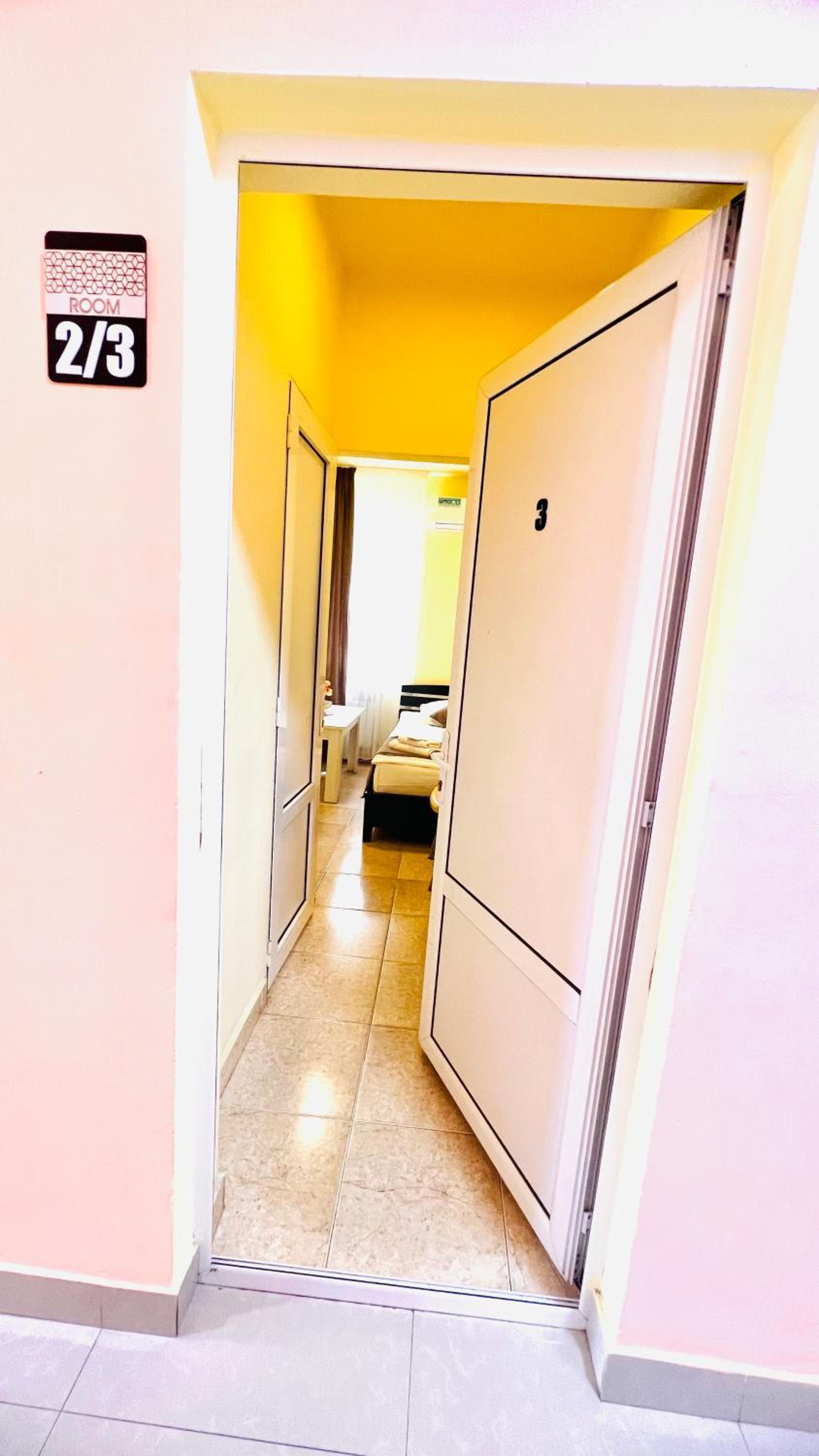 Standard Twin Room