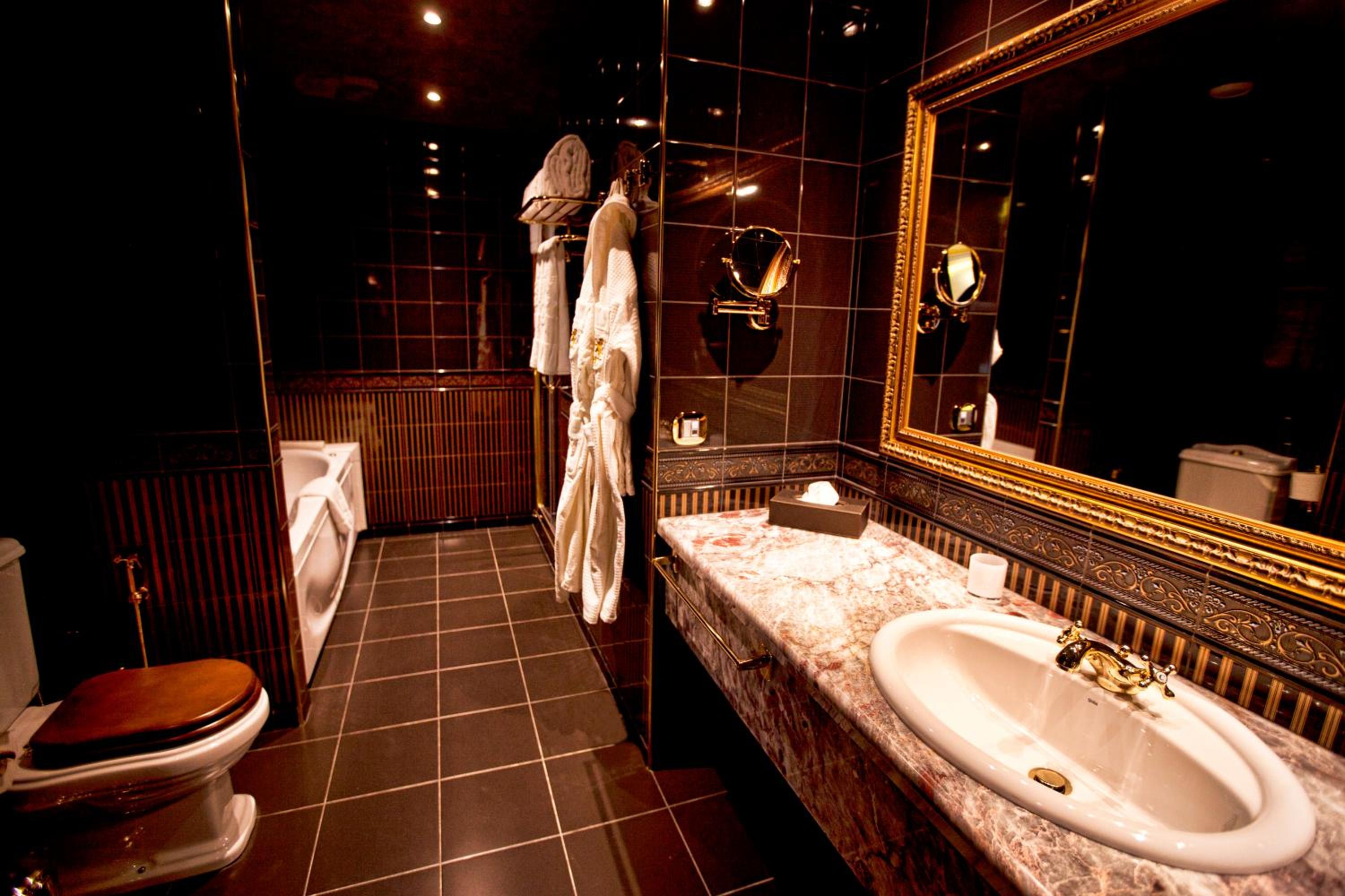 Junior Suite with Balcony