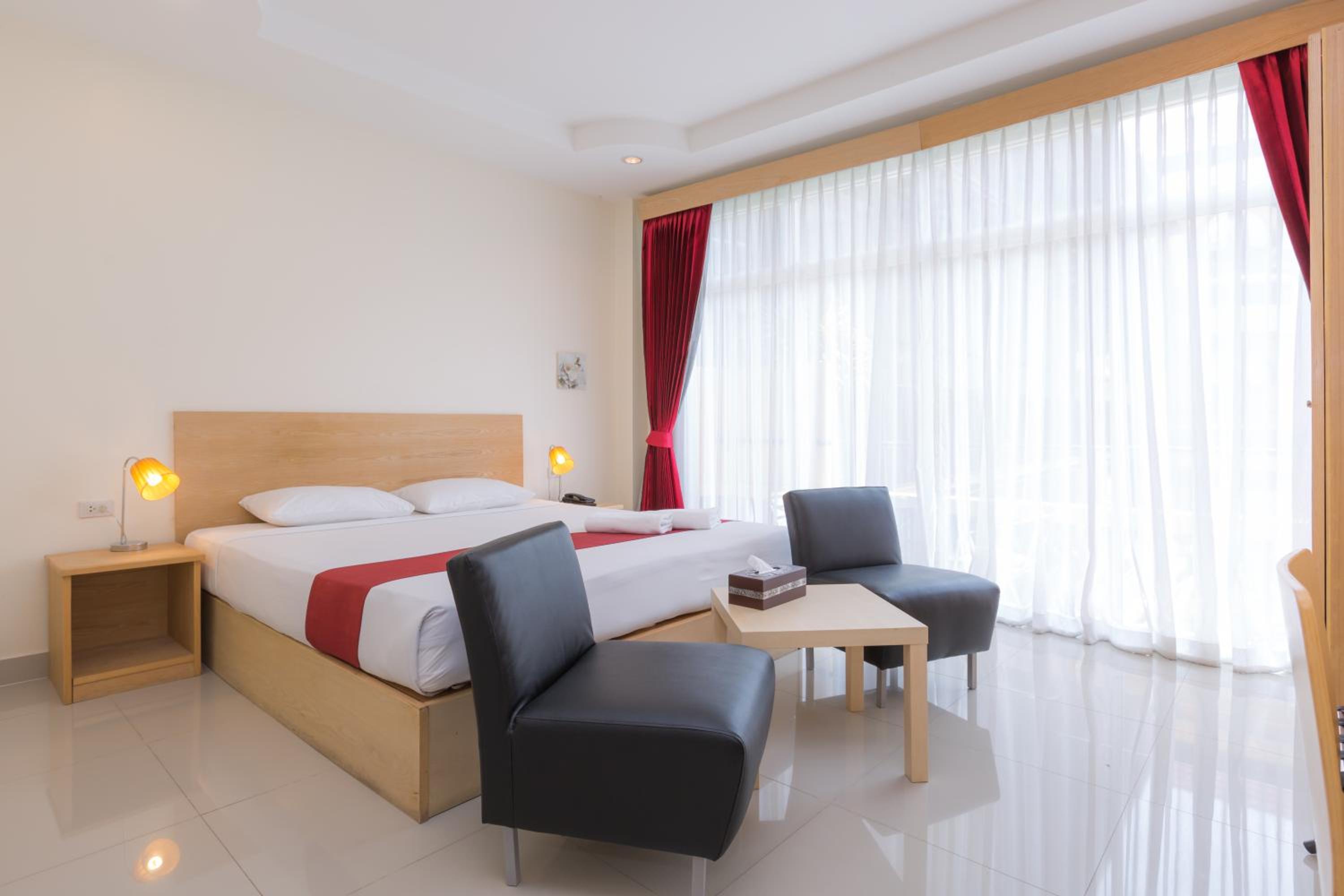 Deluxe Pool View Double or Twin Room with Balcony