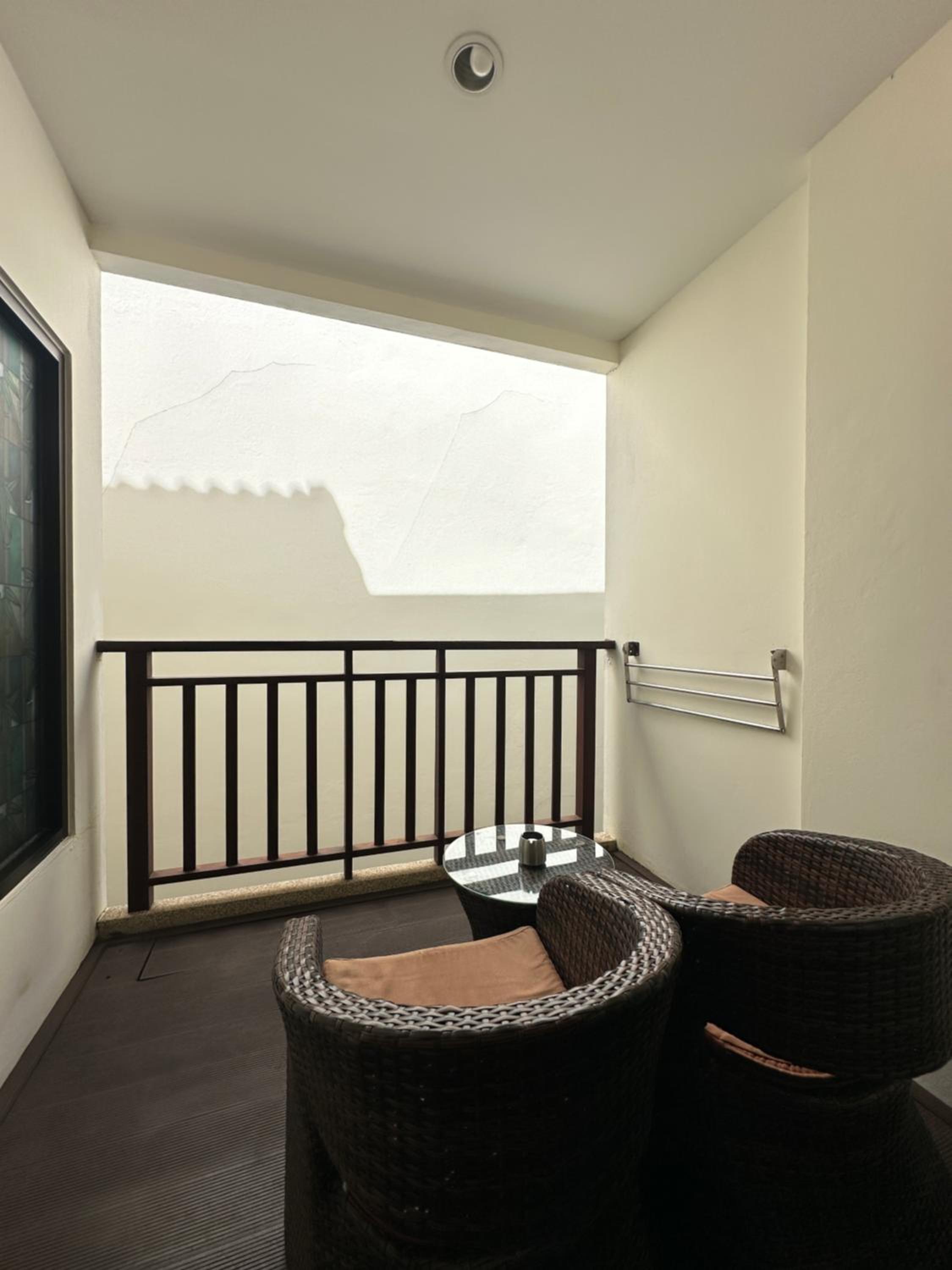 Deluxe Balcony Twin Room