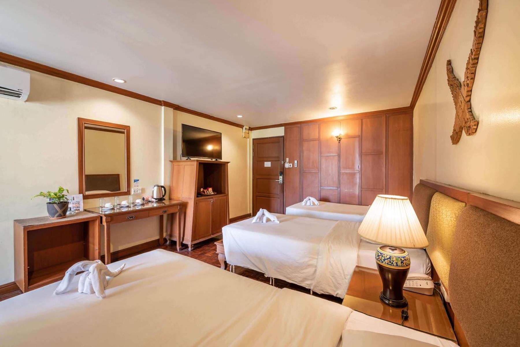 Superior Triple Room