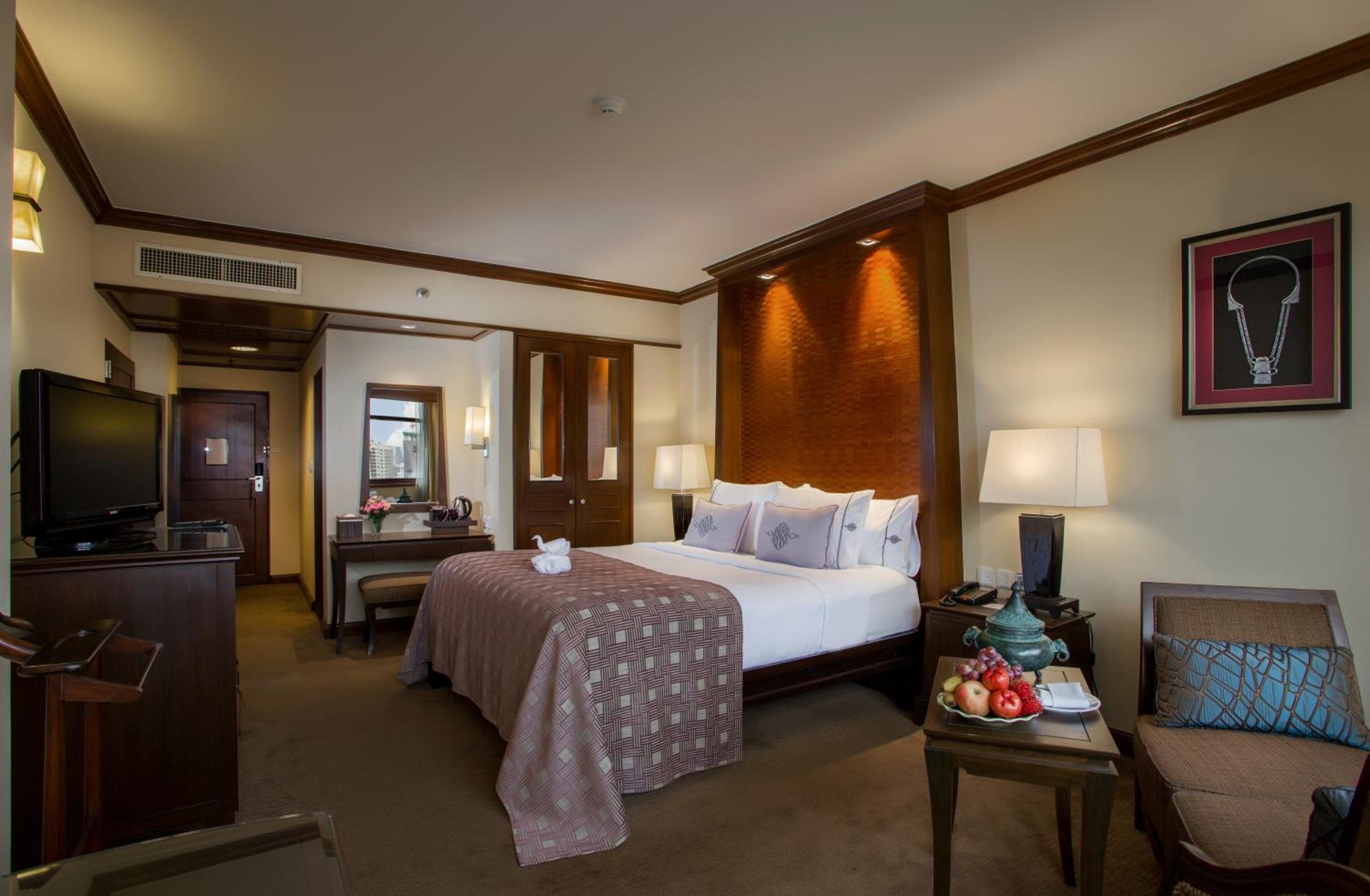 Grand Deluxe King Bed