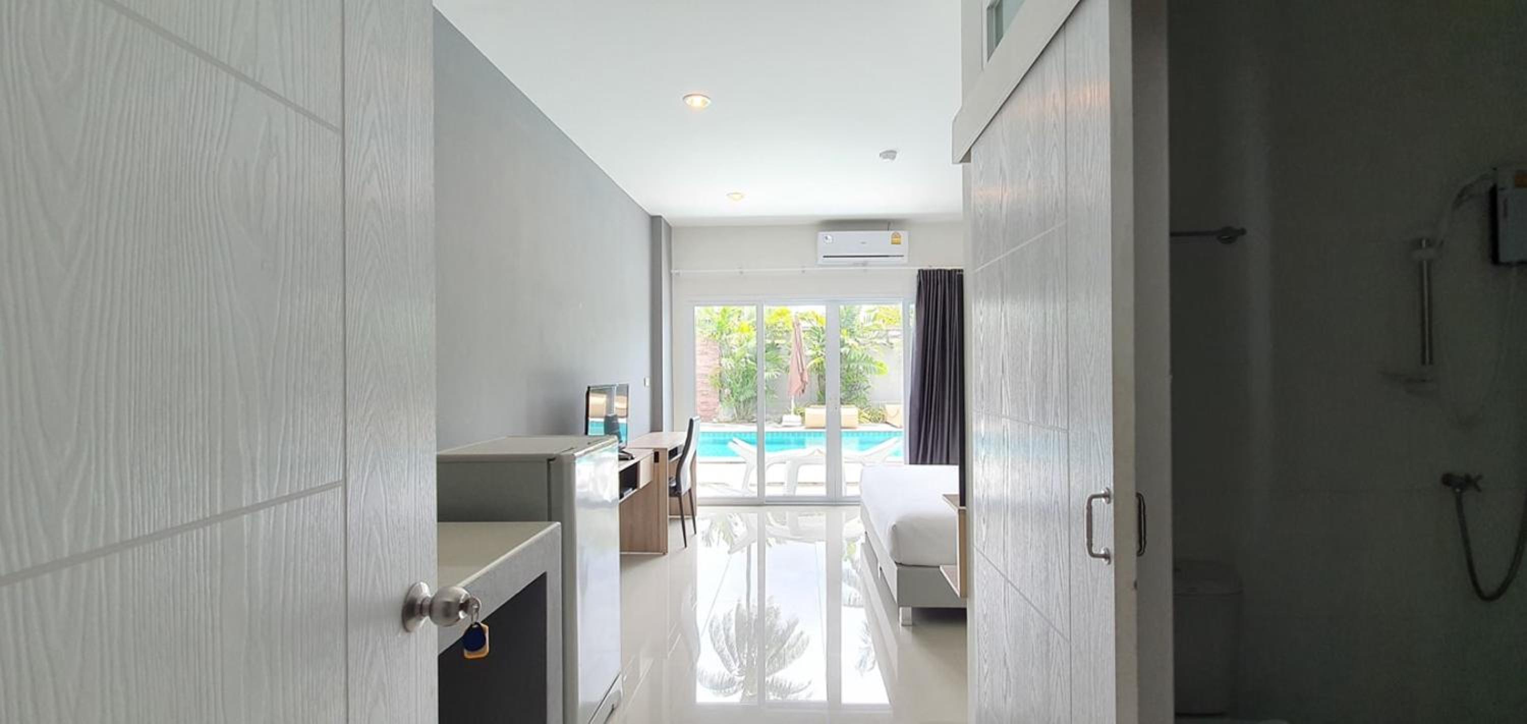 Double Room with Pool View