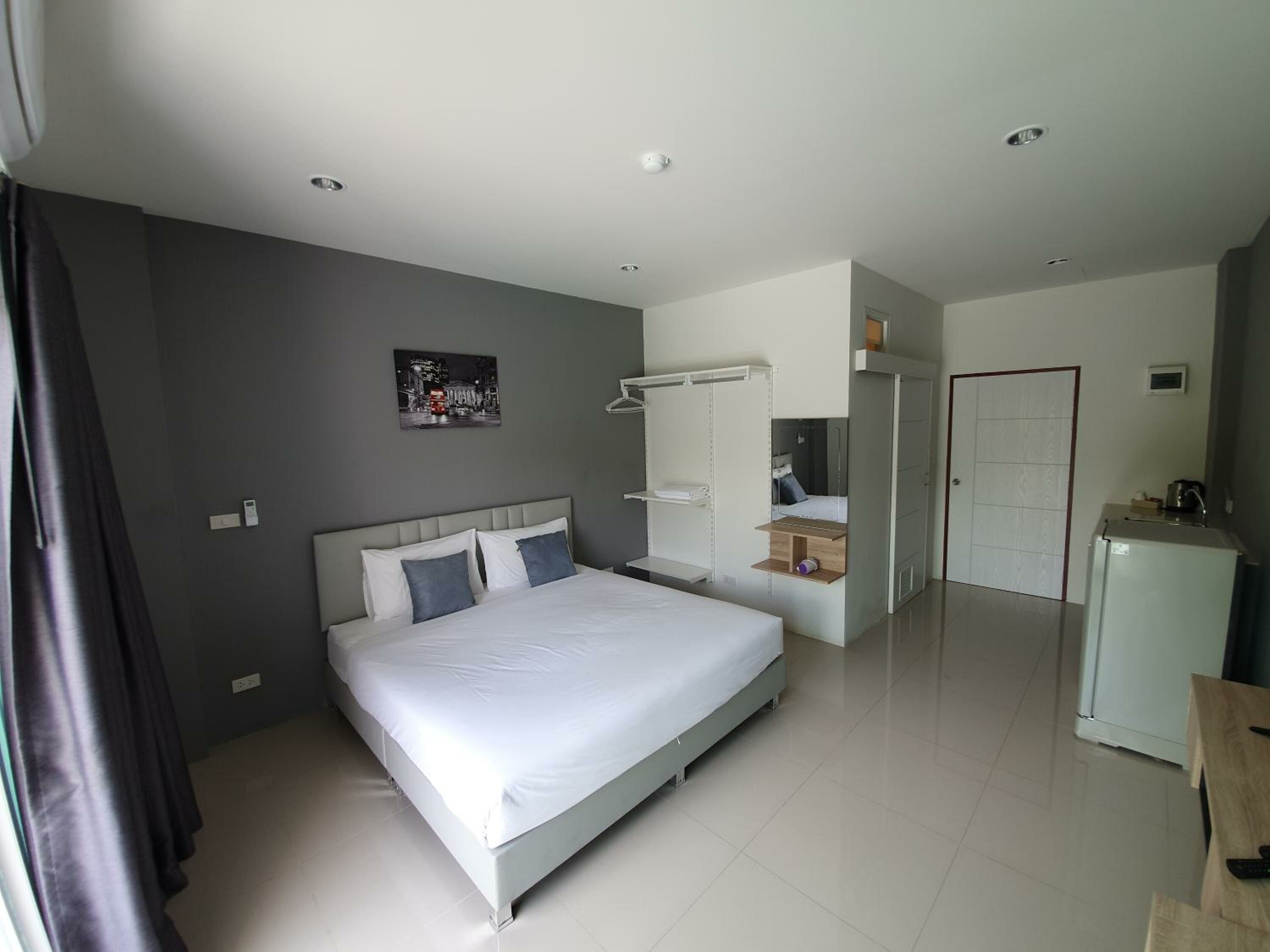 Double Room with Pool View