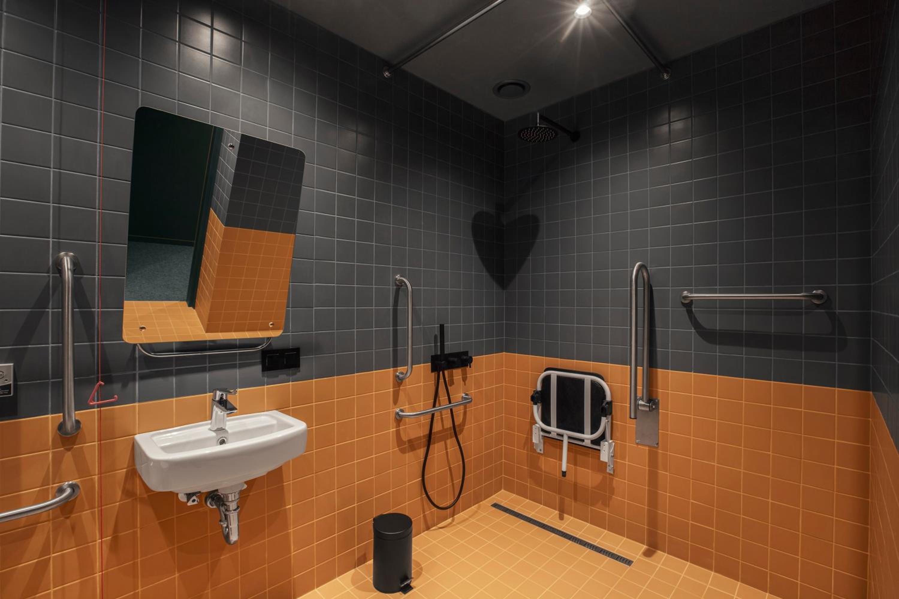 Twin Room - Disability Access