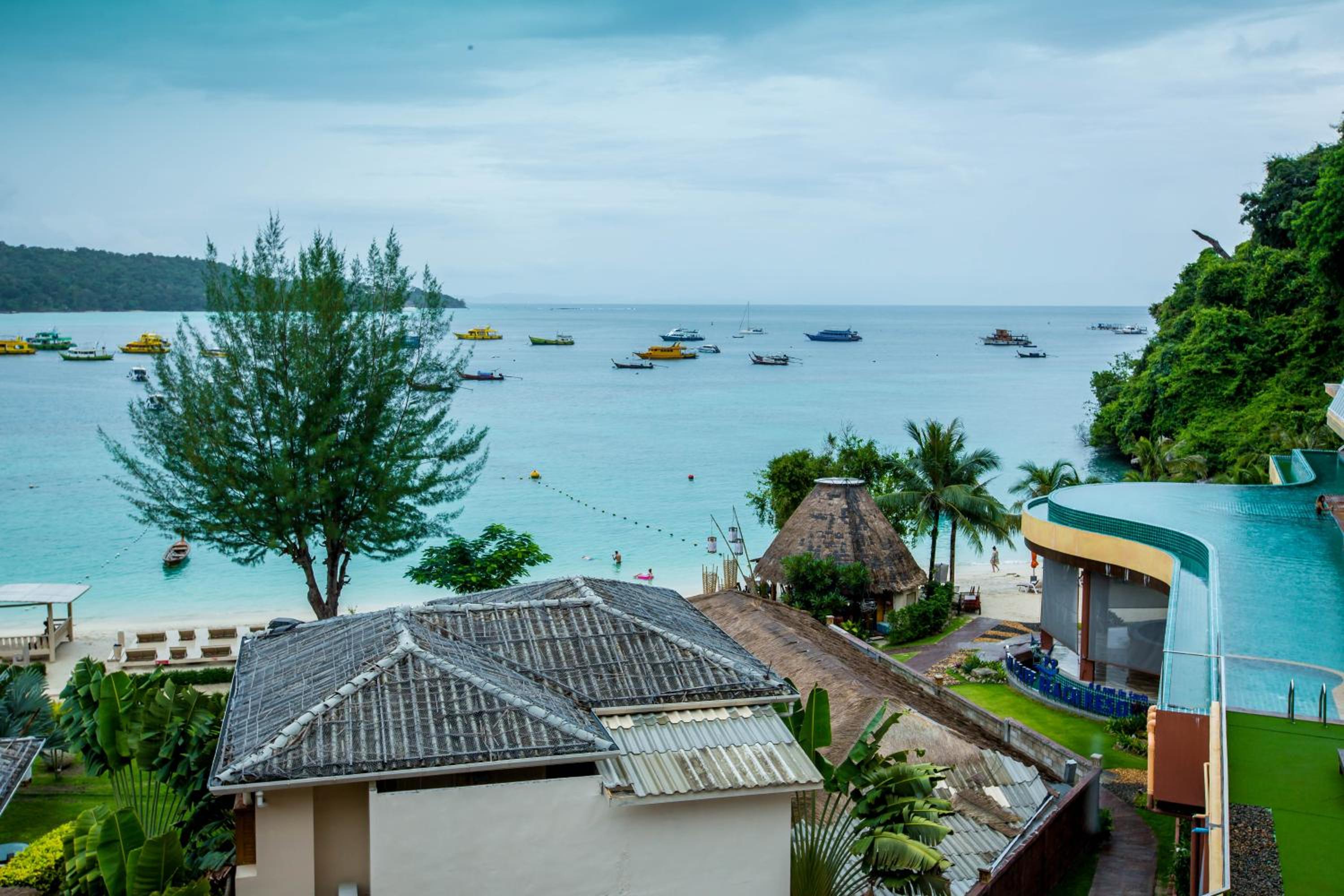 Luxury Twin Room with Sea View