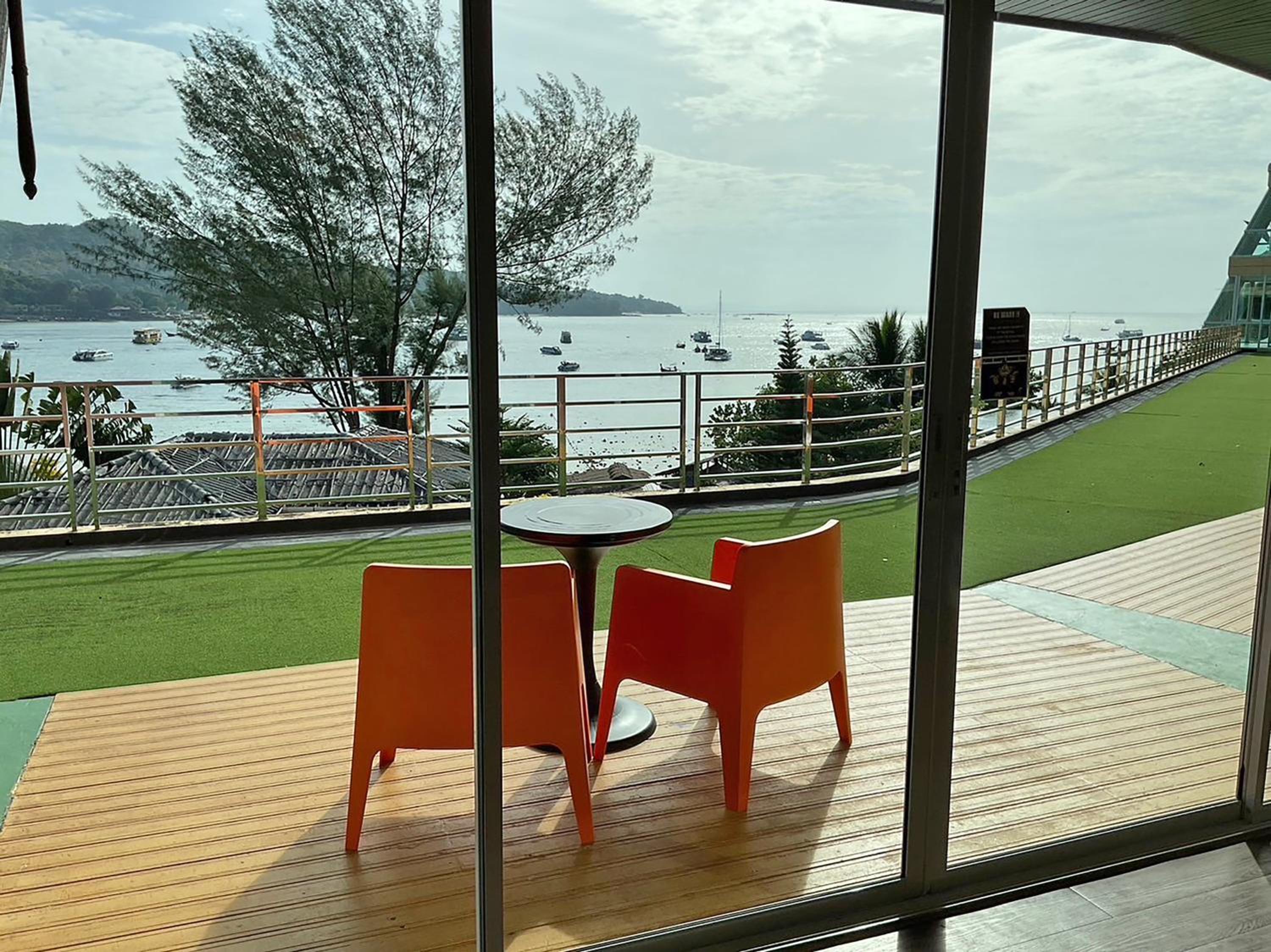 Luxury Twin Room with Sea View