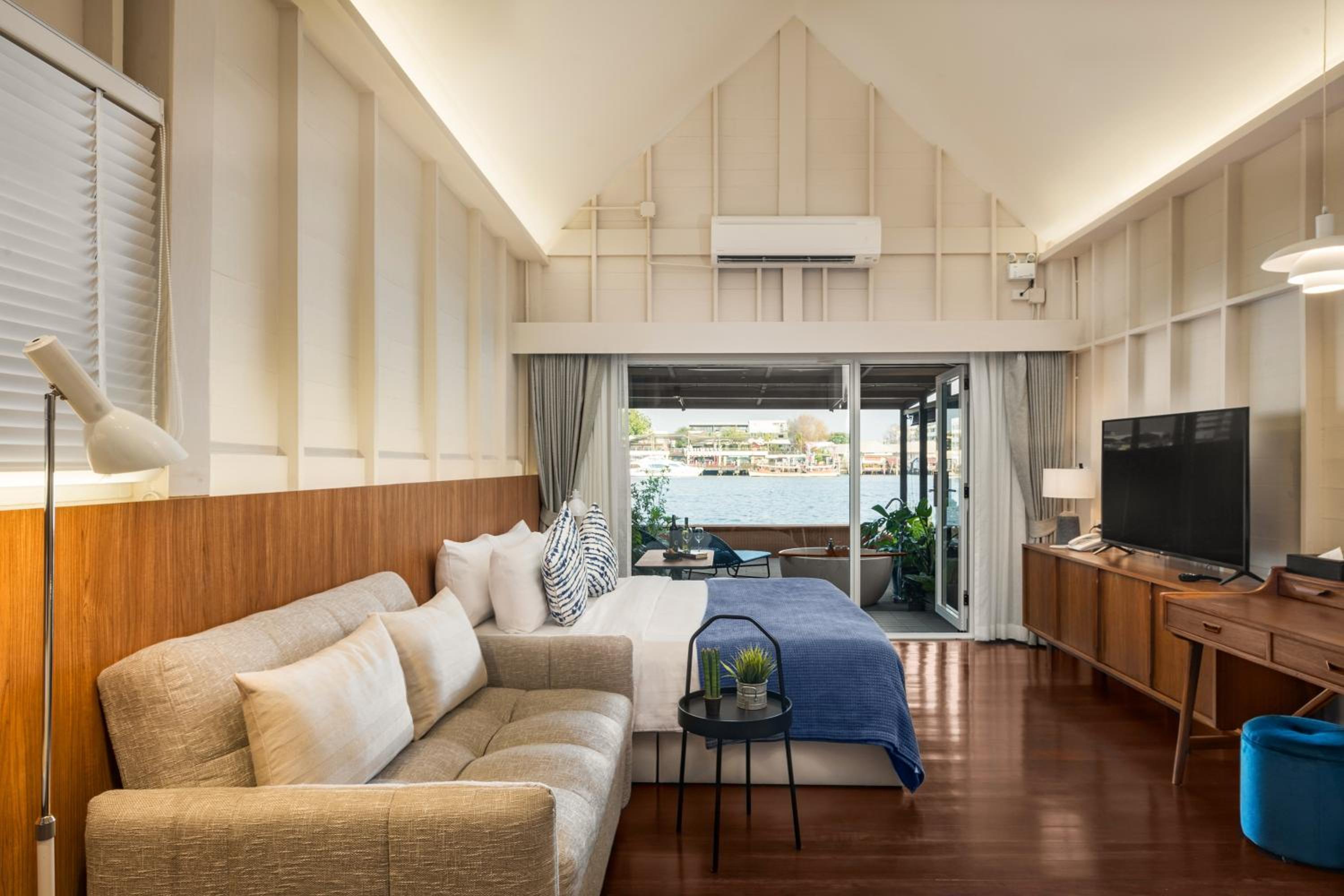 Villa with River View