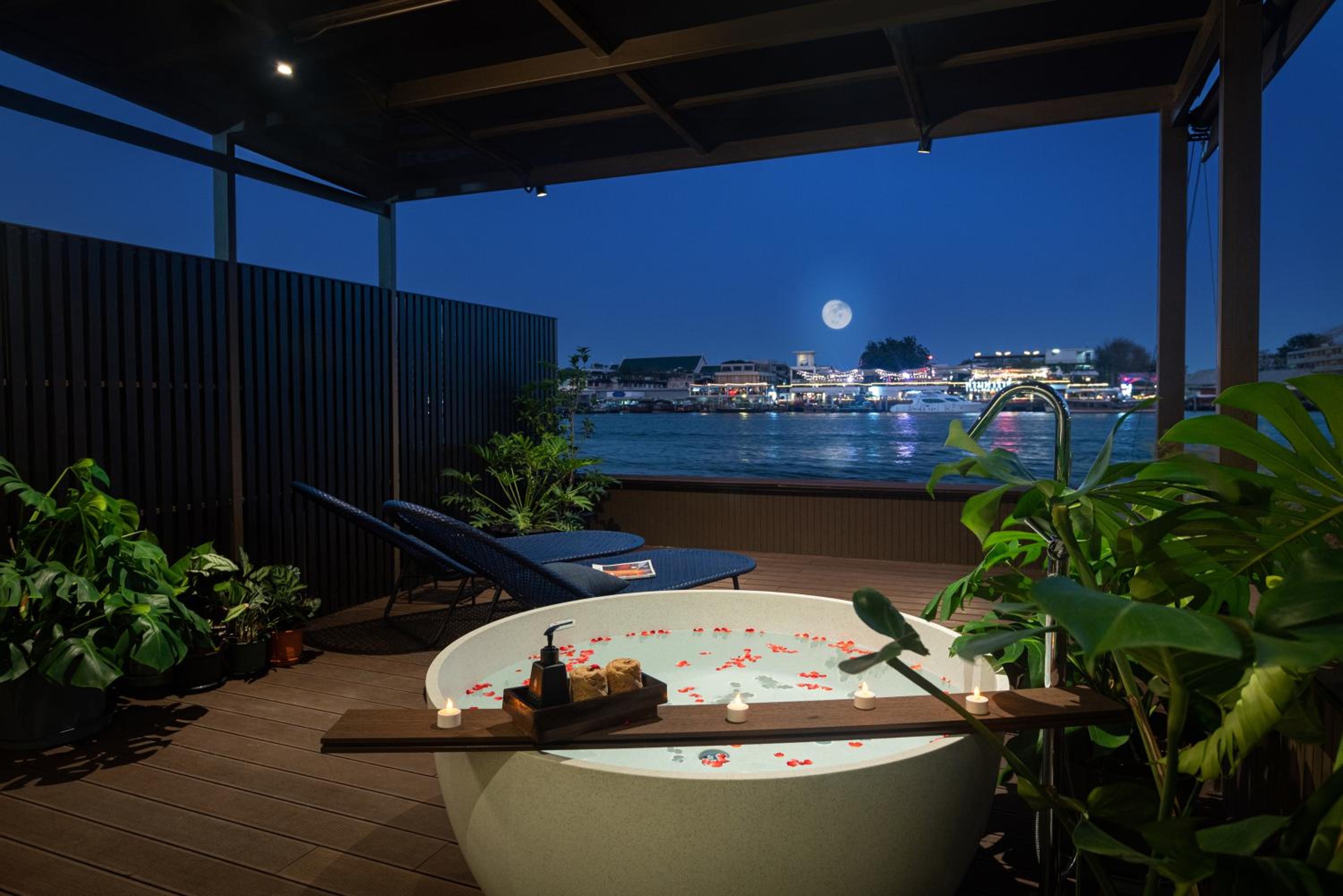 Villa with River View