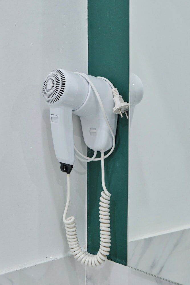 Deluxe Studio