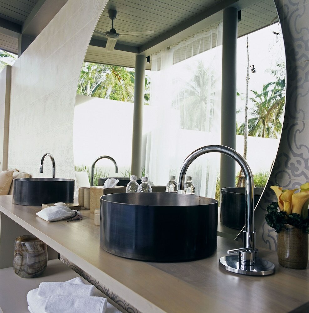 SALA Connecting Pool Villa