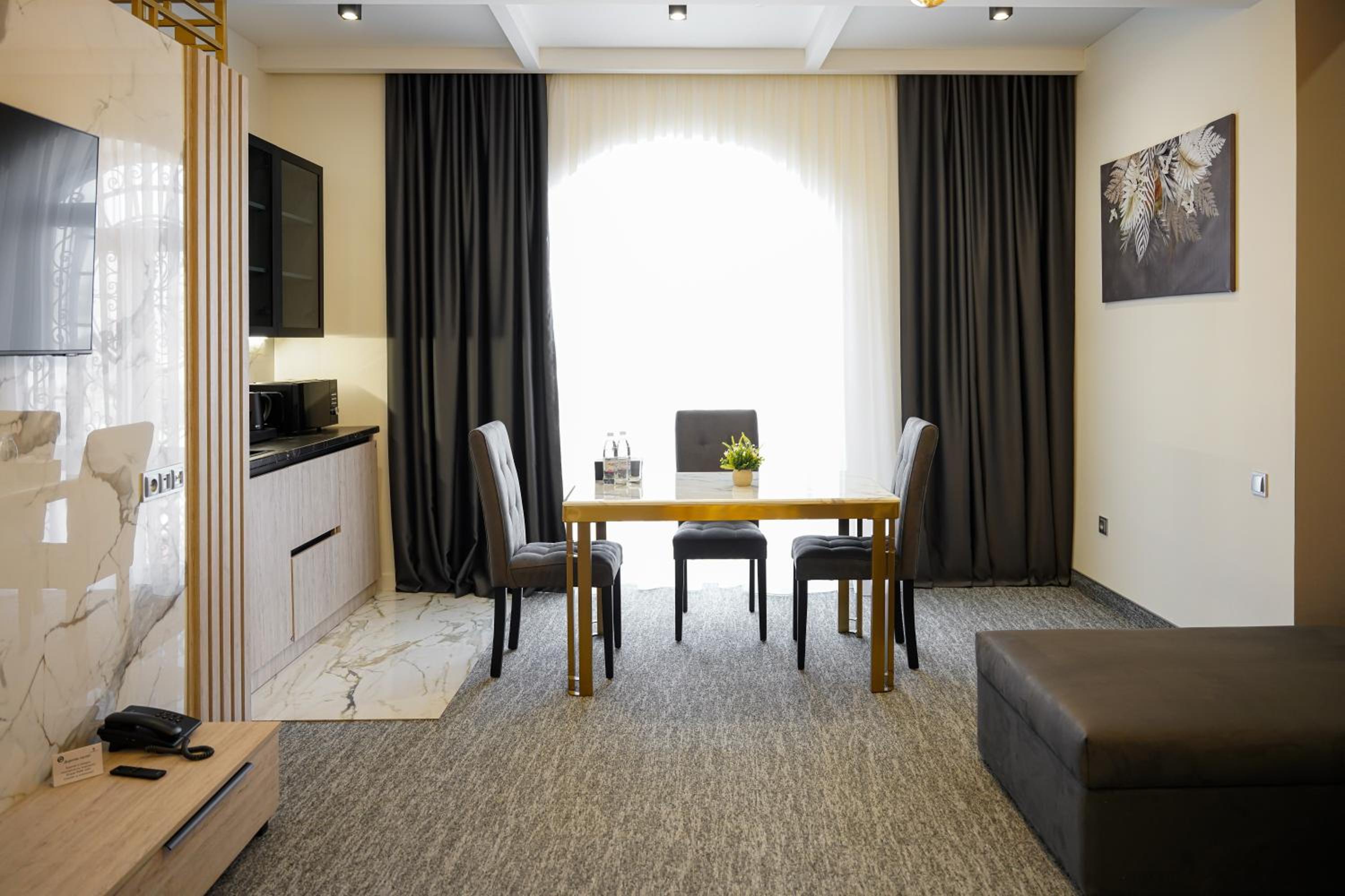 Executive Suite