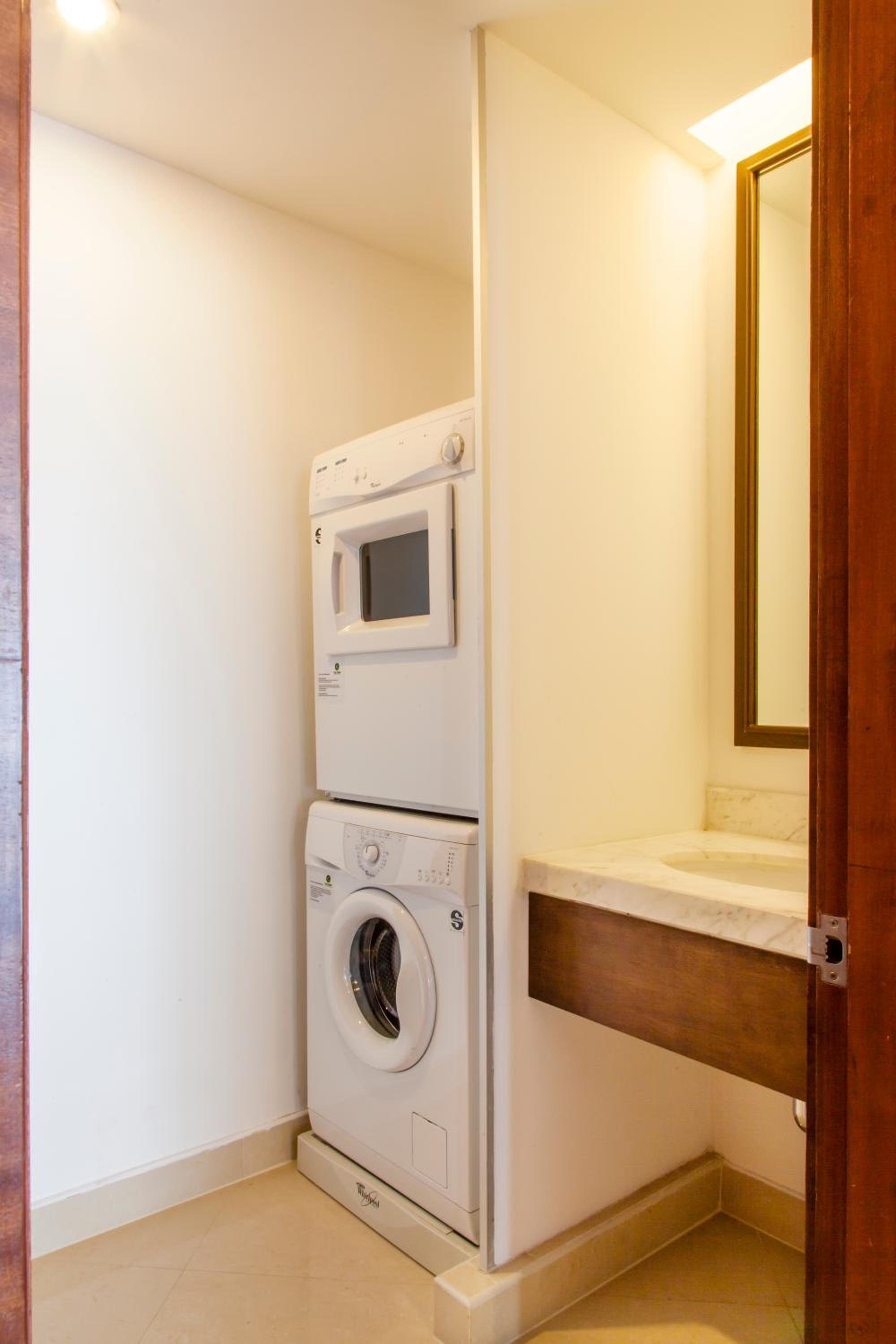 One-Bedroom Executive