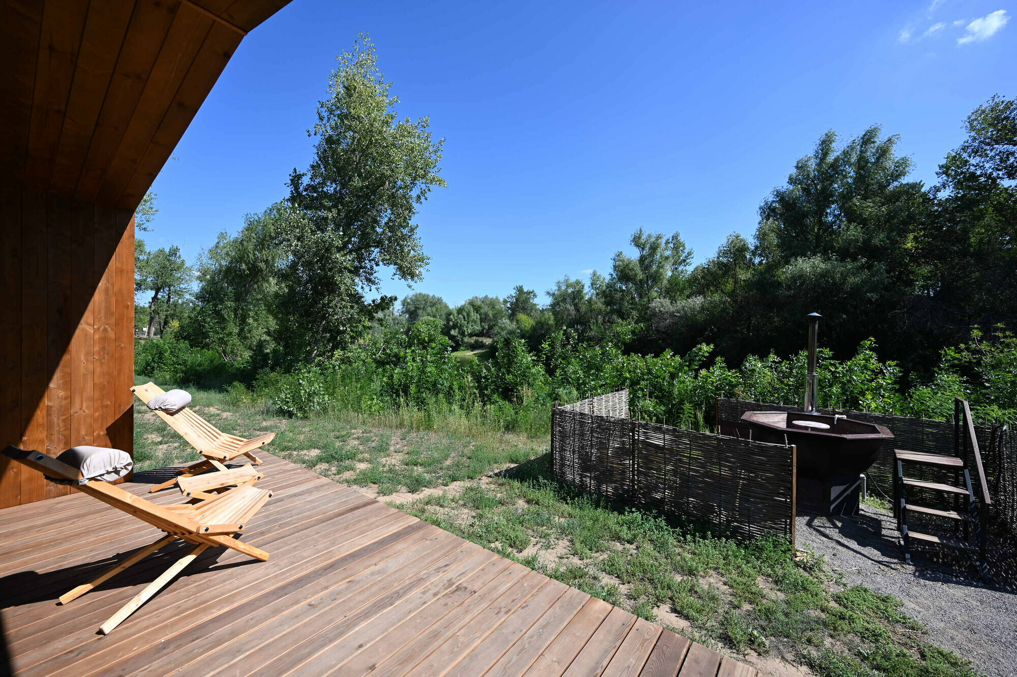 Мини-Барнхаус с видом на озеро