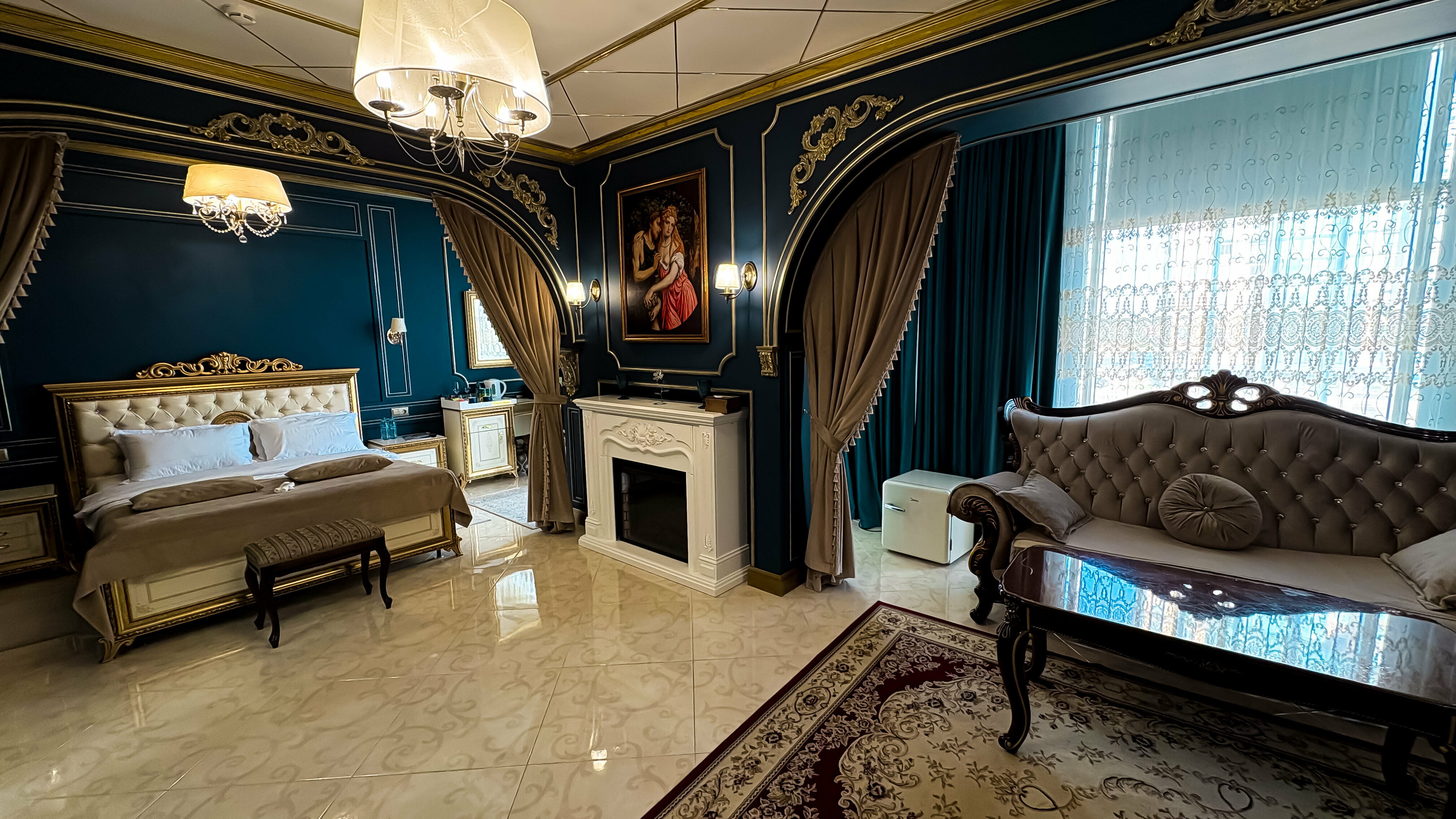 Суперлюкс с гидромассажной ванной