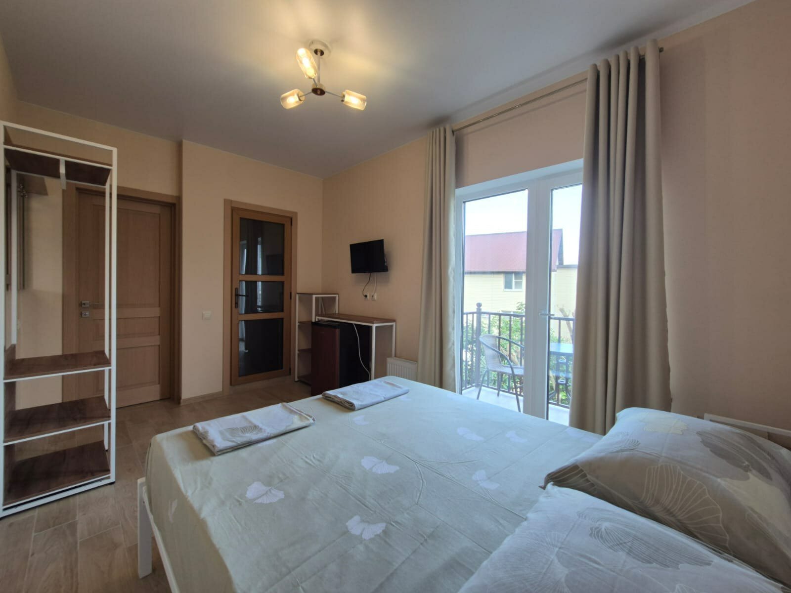 Улучшенный двухместный номер с 1 кроватью