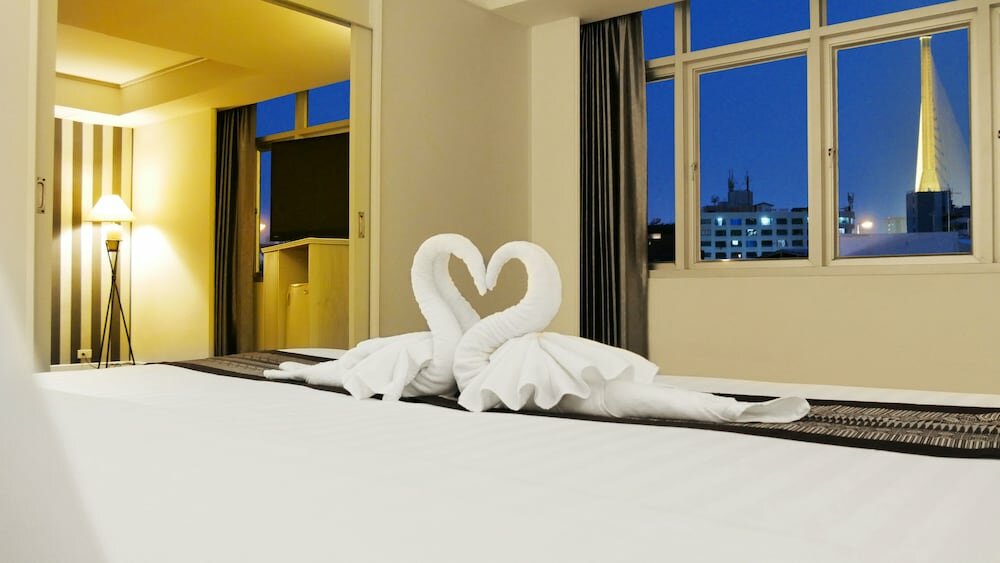 Junior Suite Double Room - City Wing