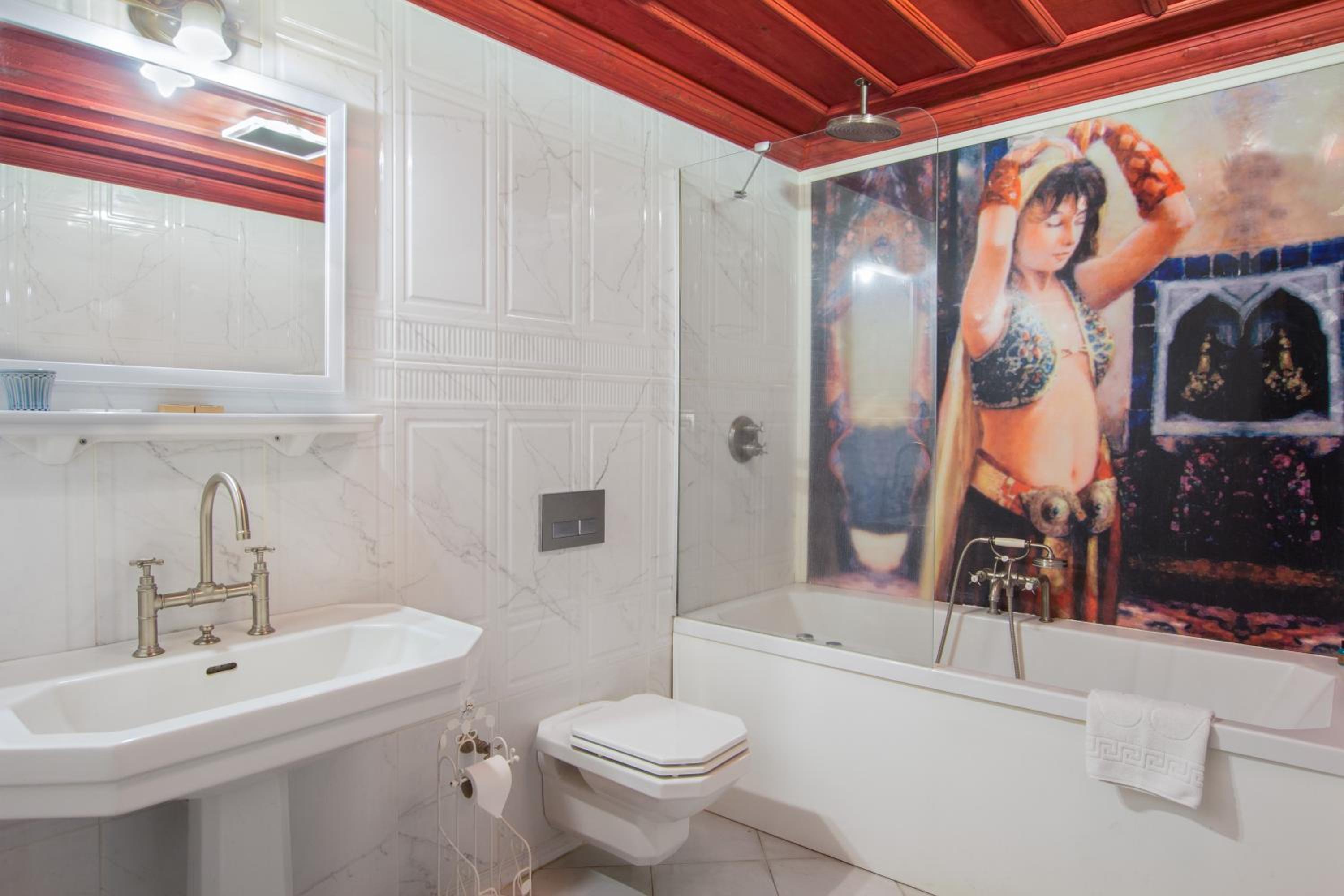 Deluxe Stone Room with Jacuzzi