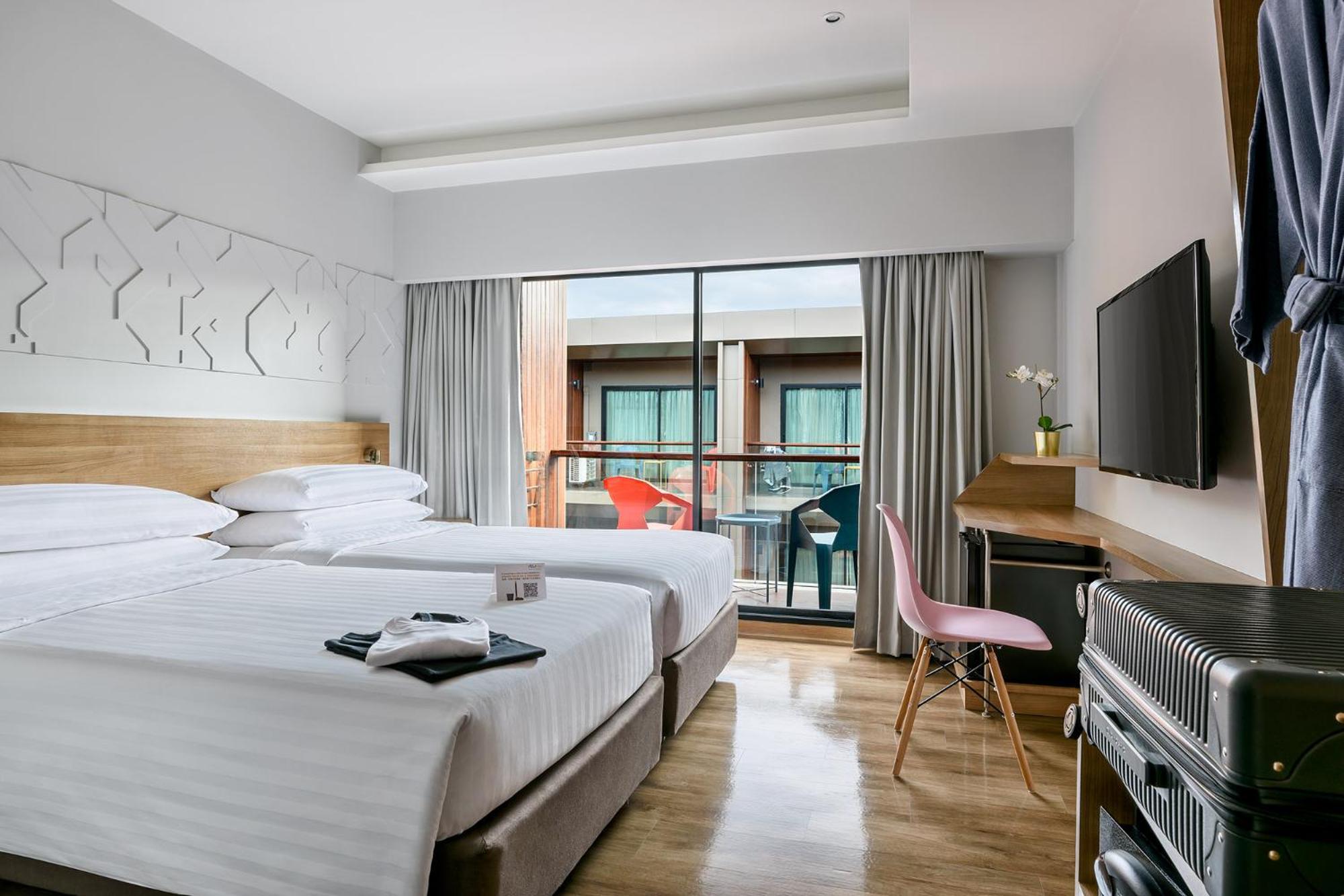 Twin Room with Balcony