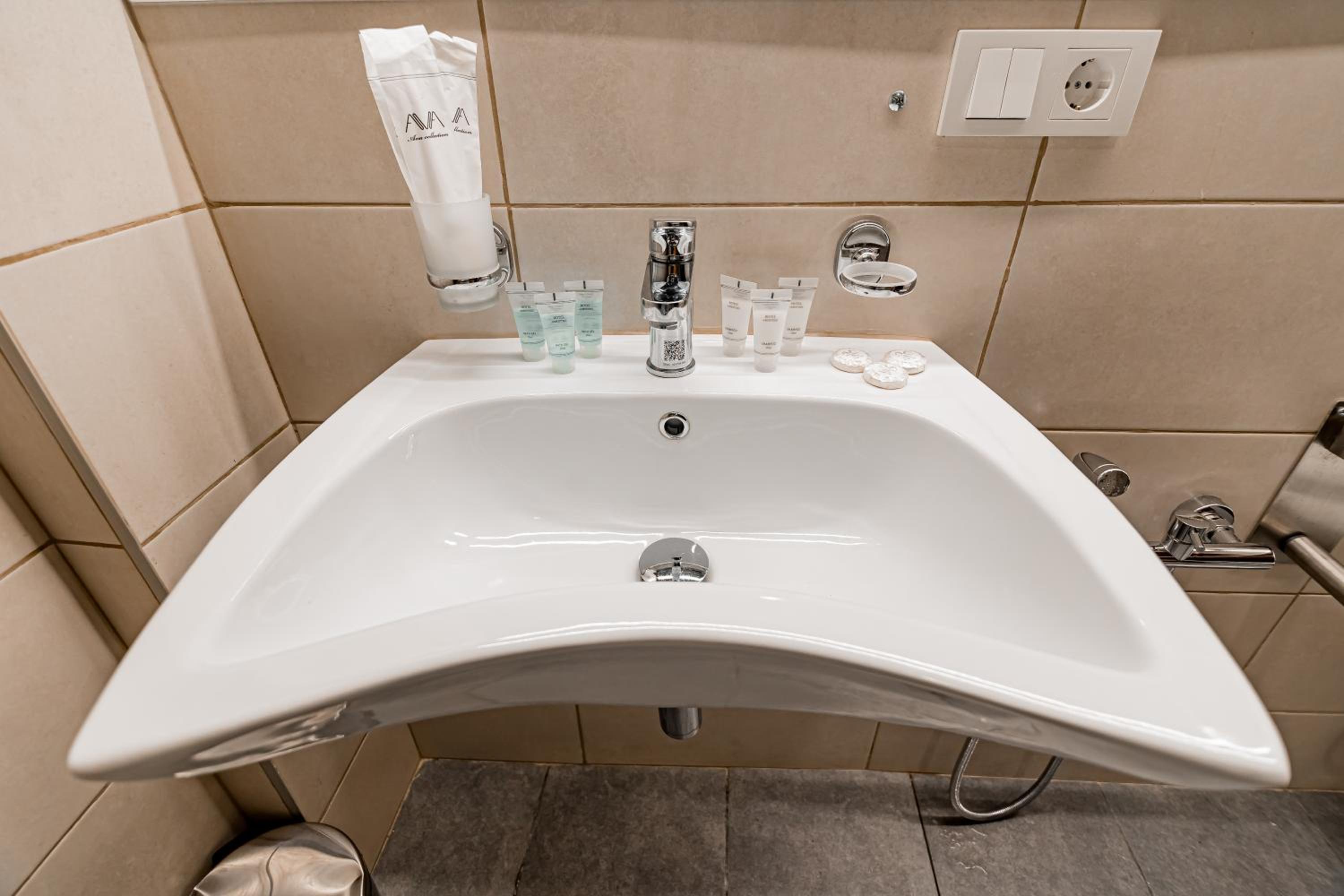 Double or Twin Room - Disability Access