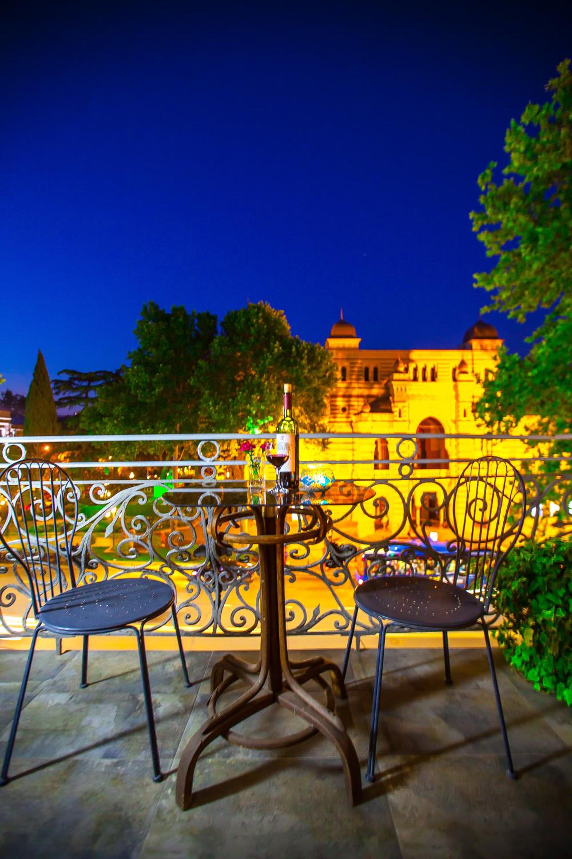 Apartment with Balcony