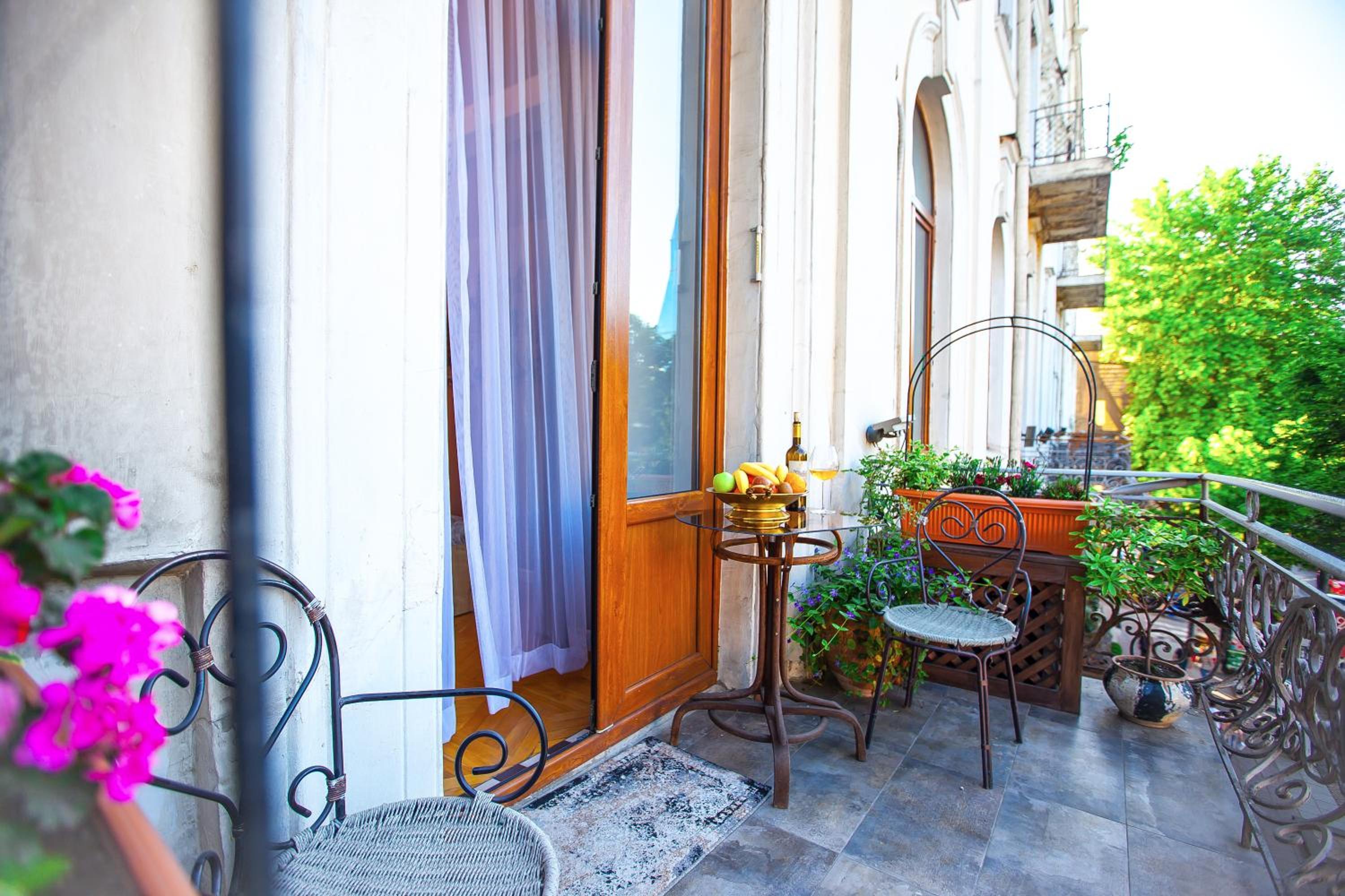 Apartment with Balcony