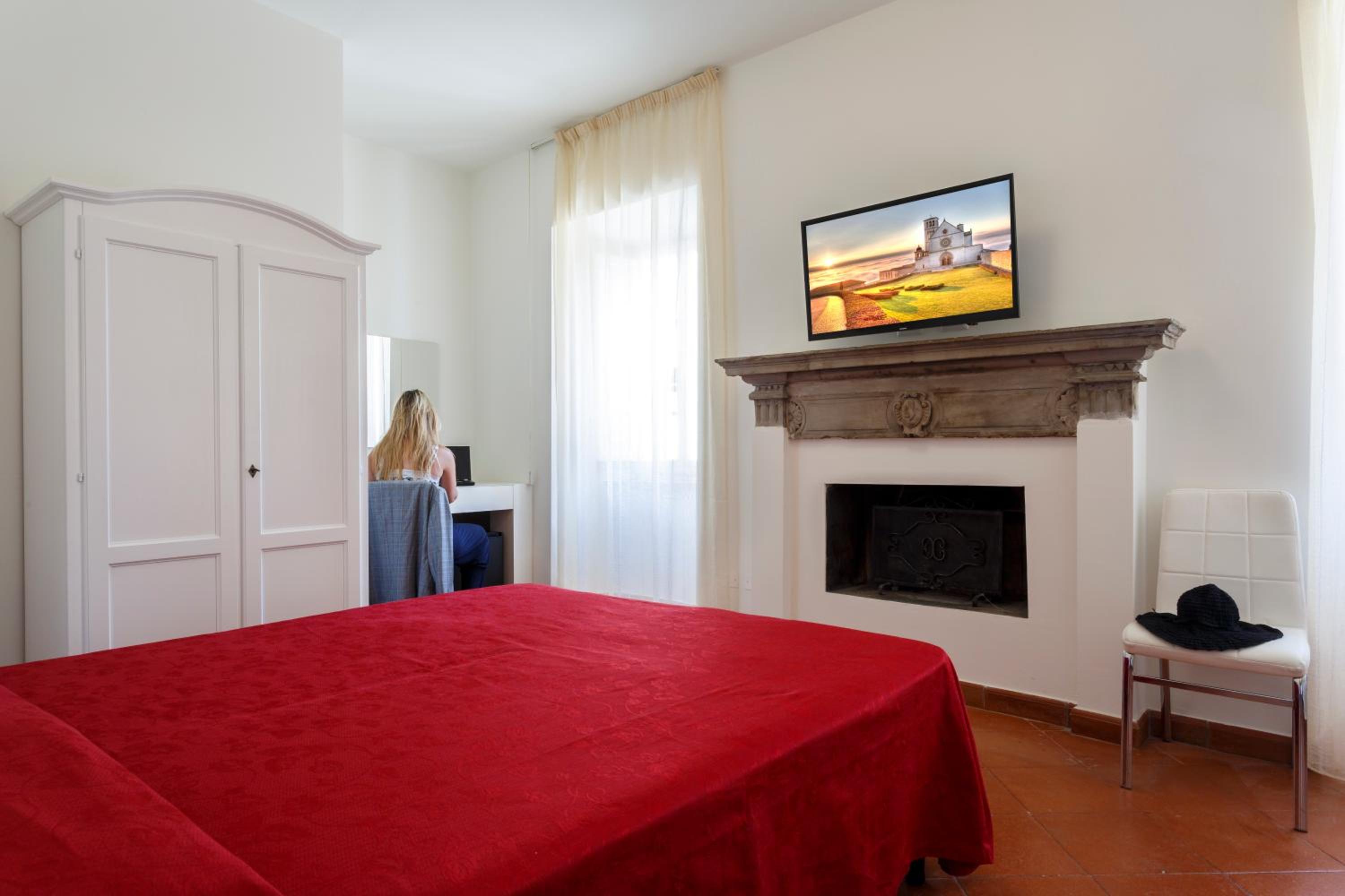 Deluxe Double or Twin Room