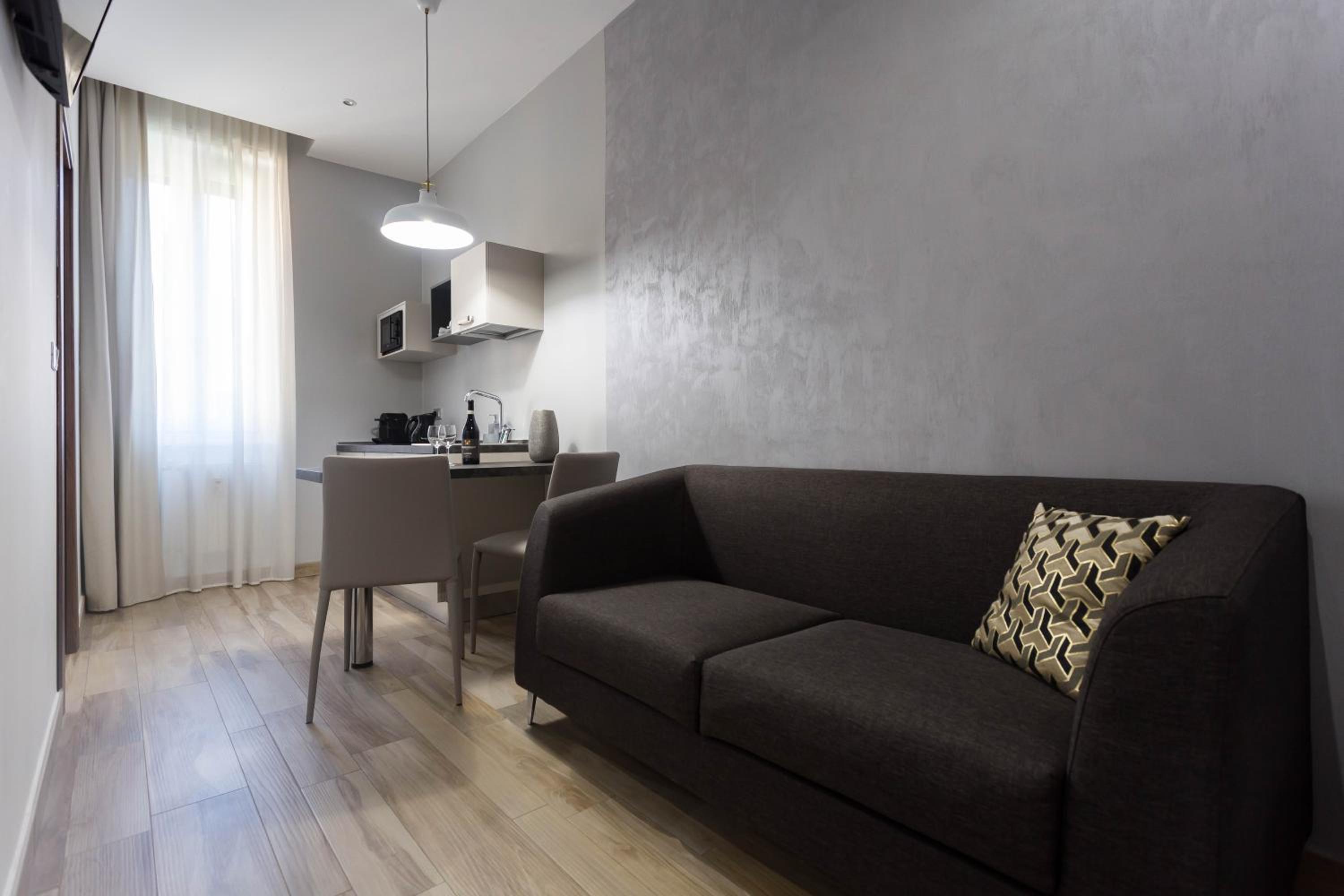 Deluxe Apartment