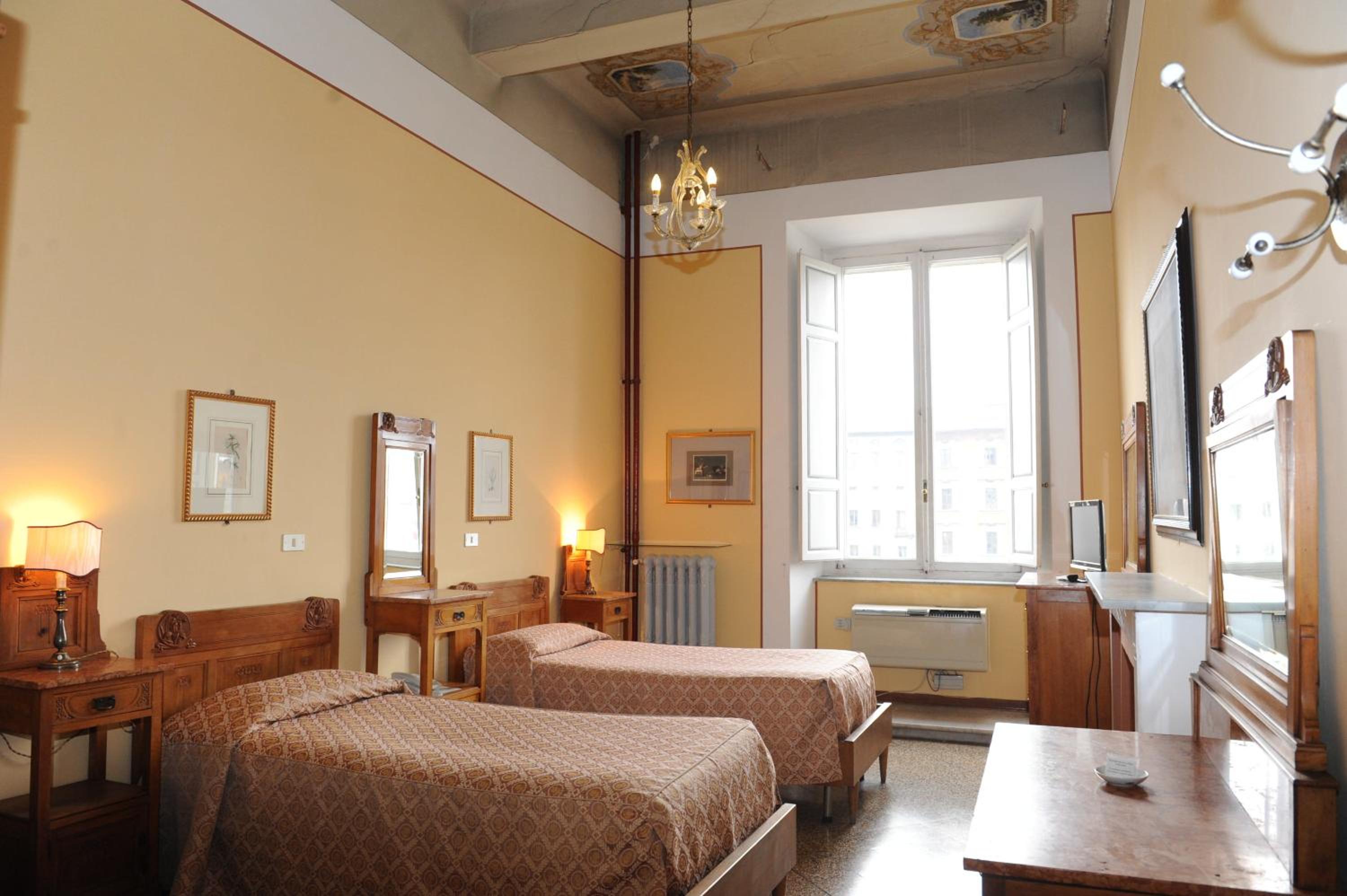 Classic Double or Twin Room with River View
