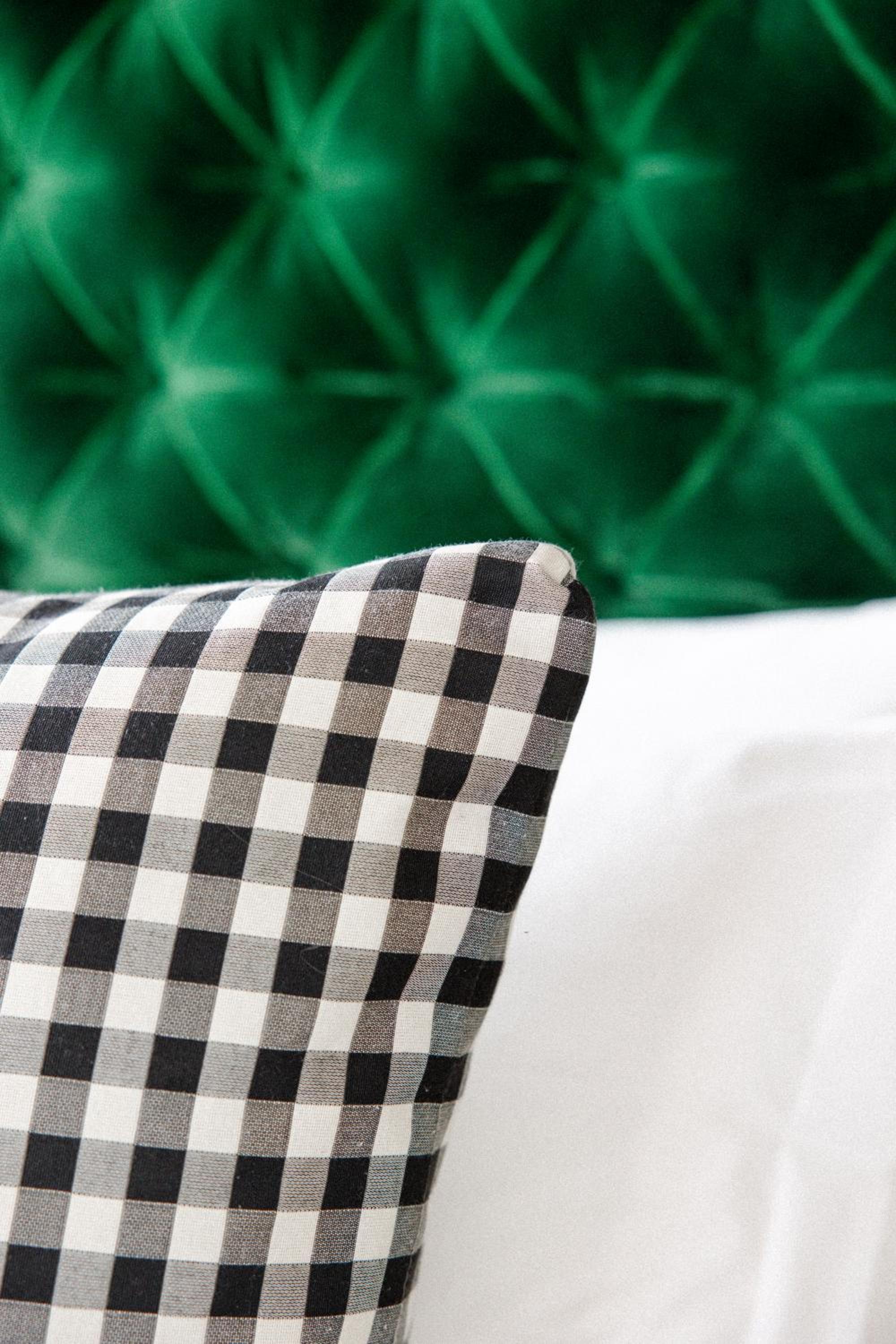 Deluxe Double Or Twin Room With City View