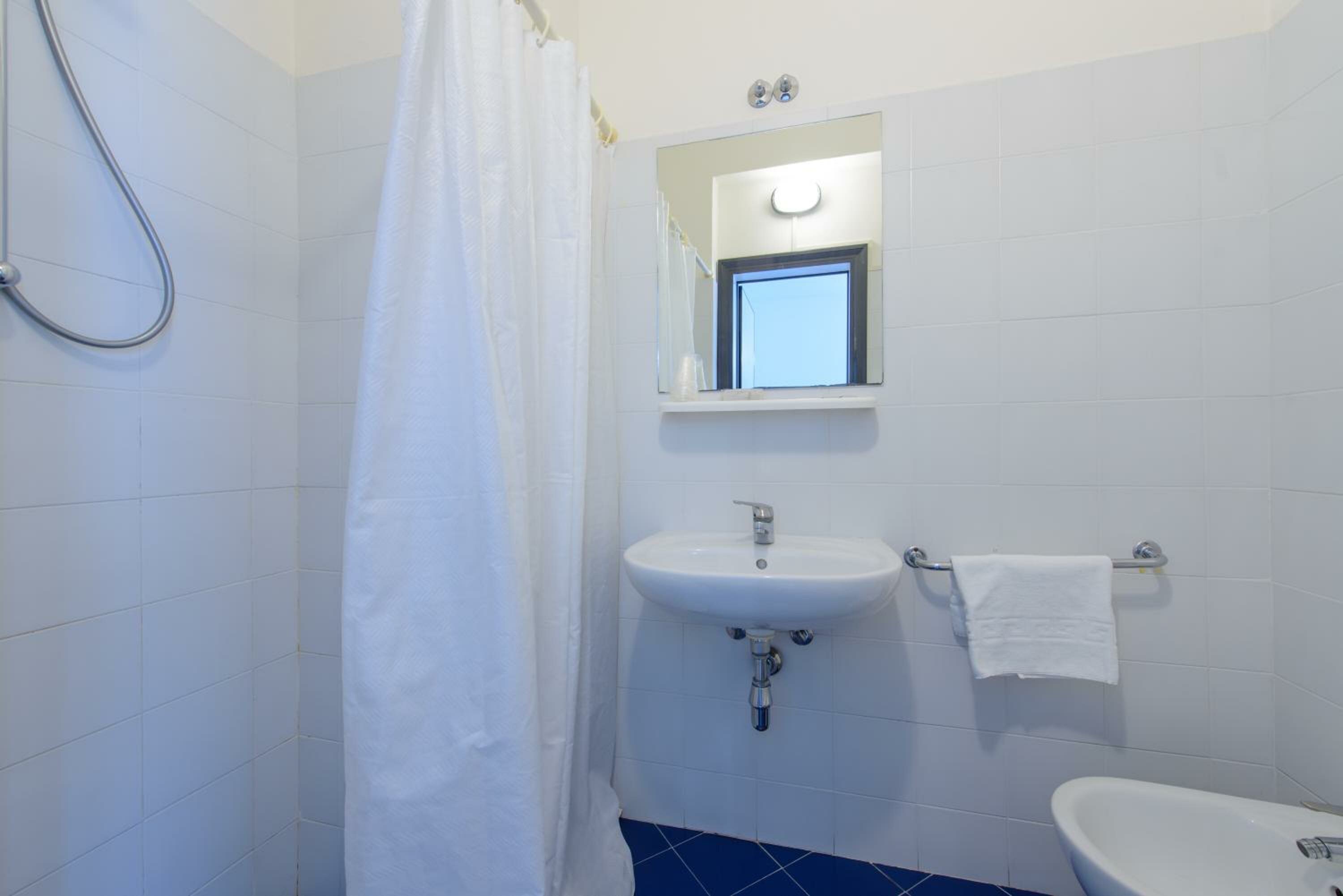 Classic Double Room with Balcony and Partial Sea View