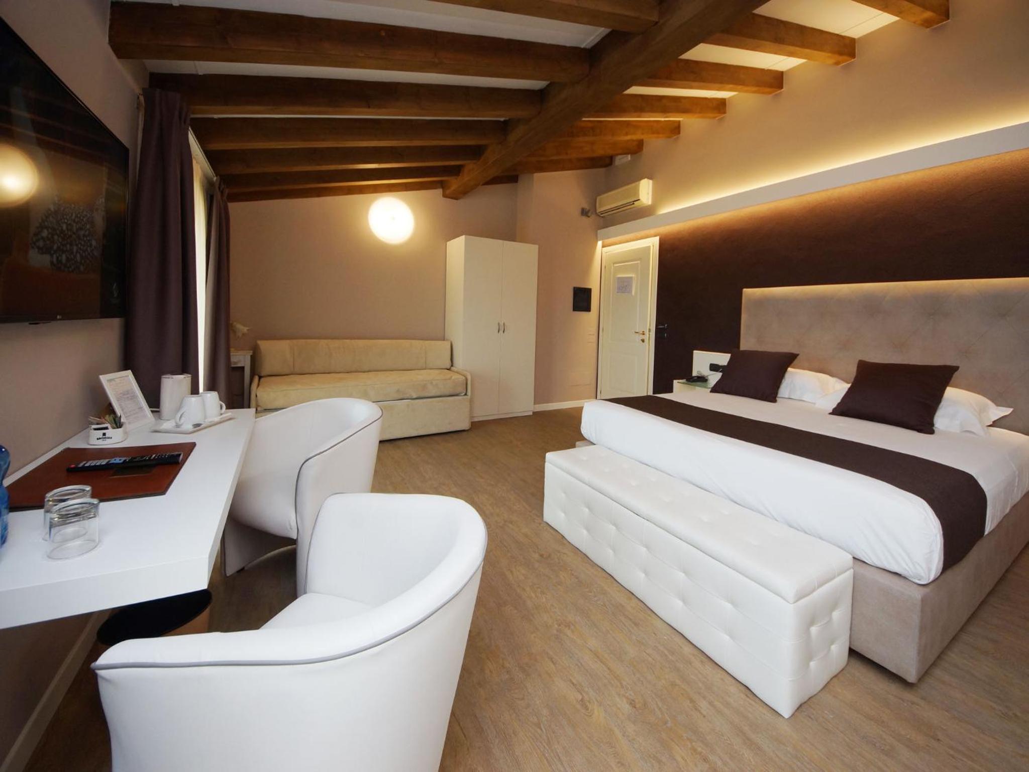 Superior Quadruple Room