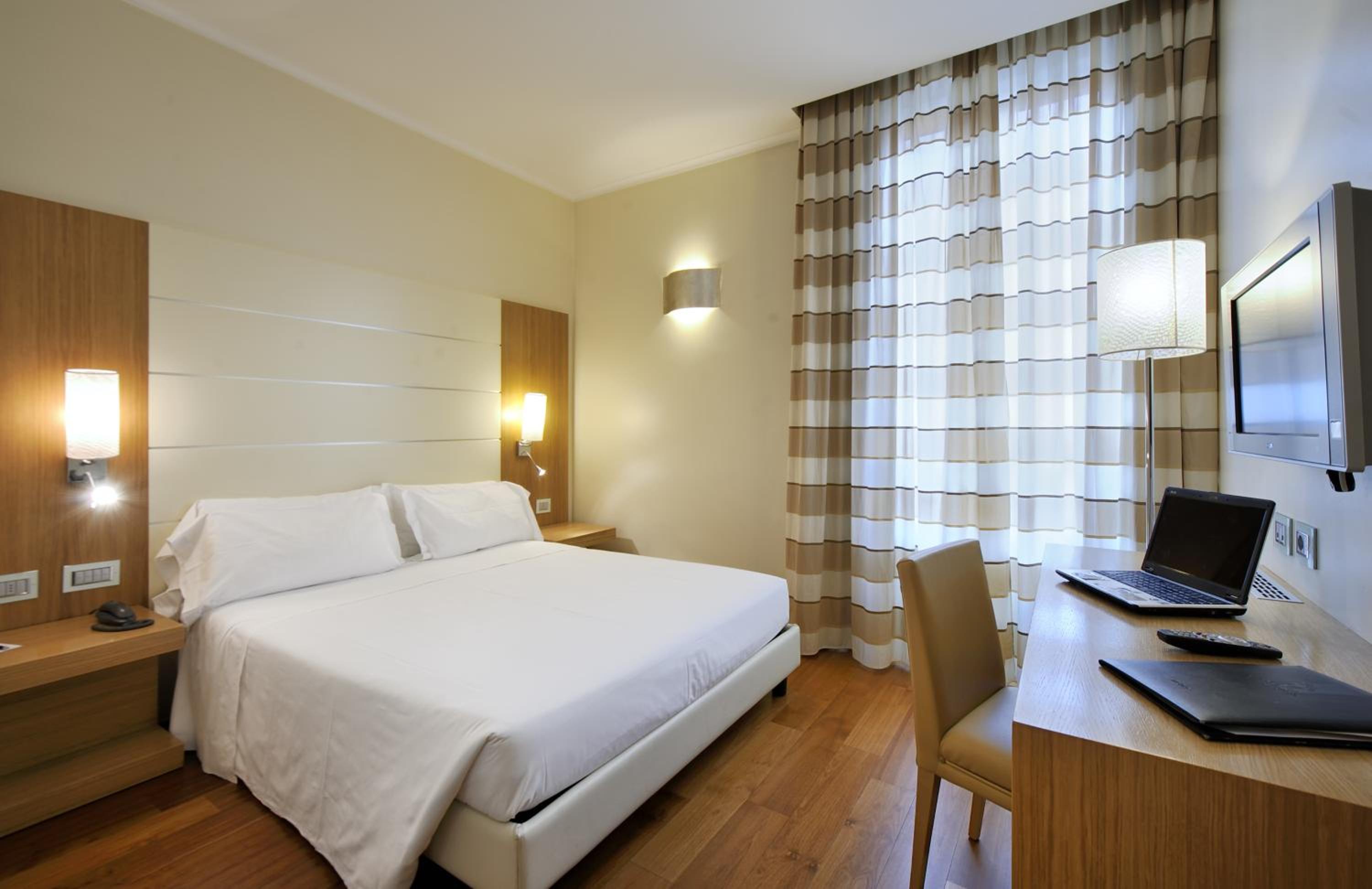 Double Room Single Use