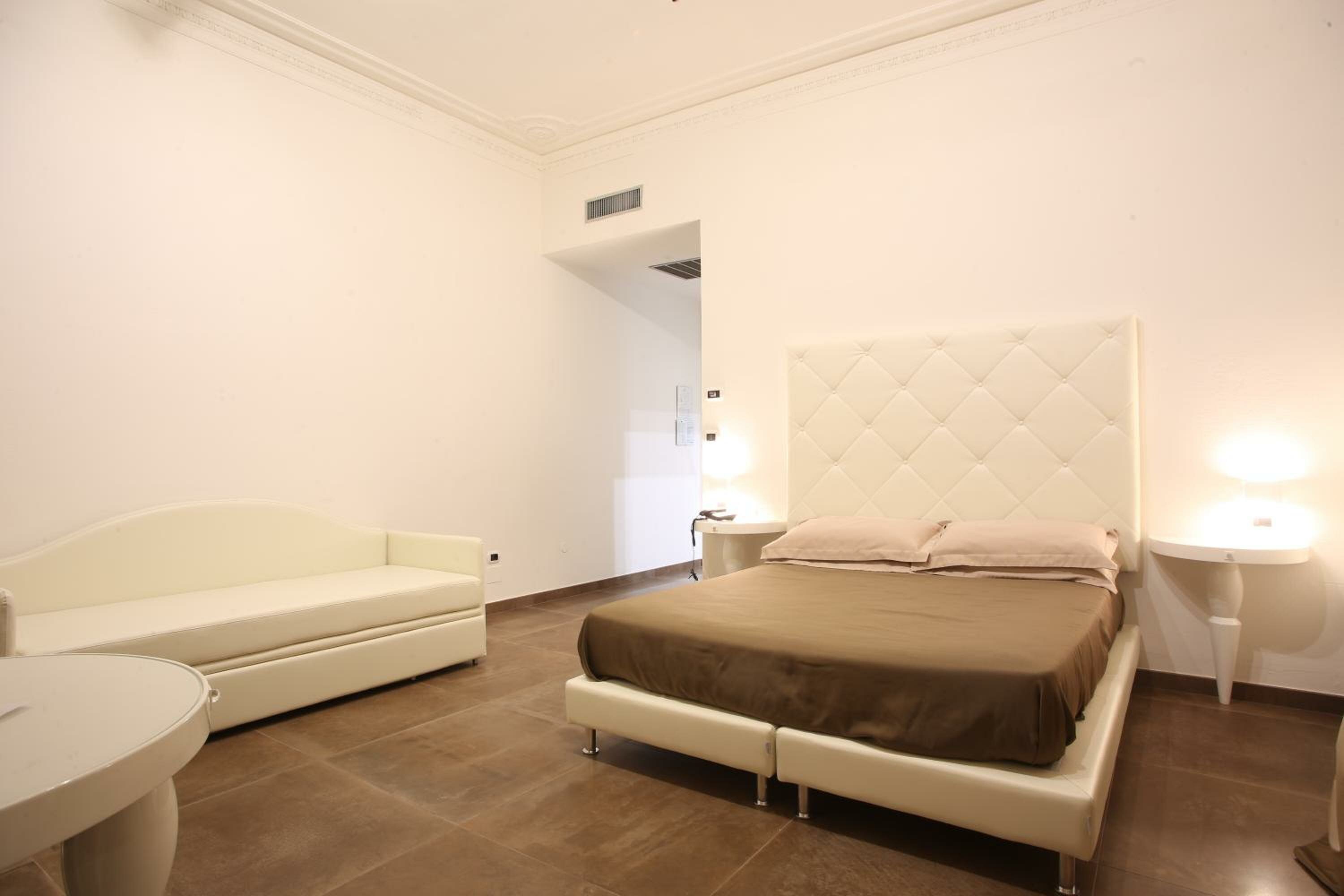 Junior Suite With Spa Bath