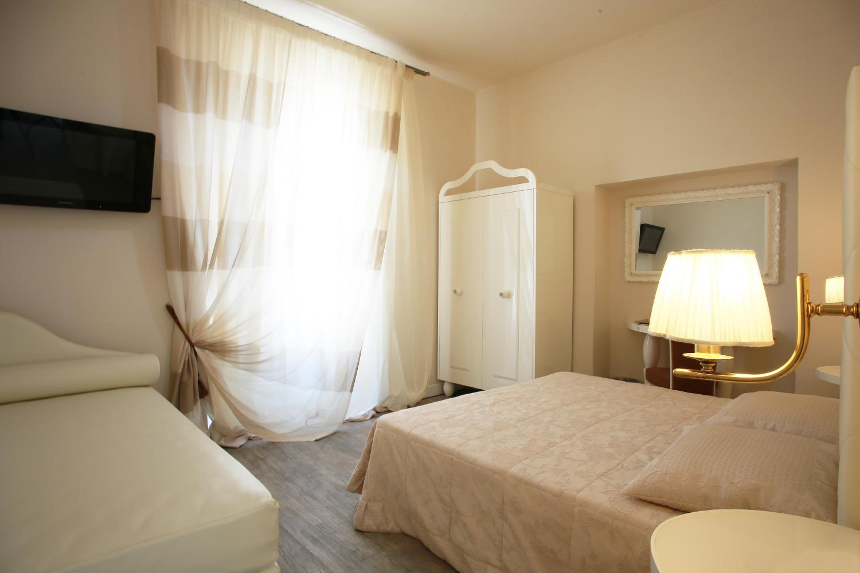 Junior Suite With Spa Bath