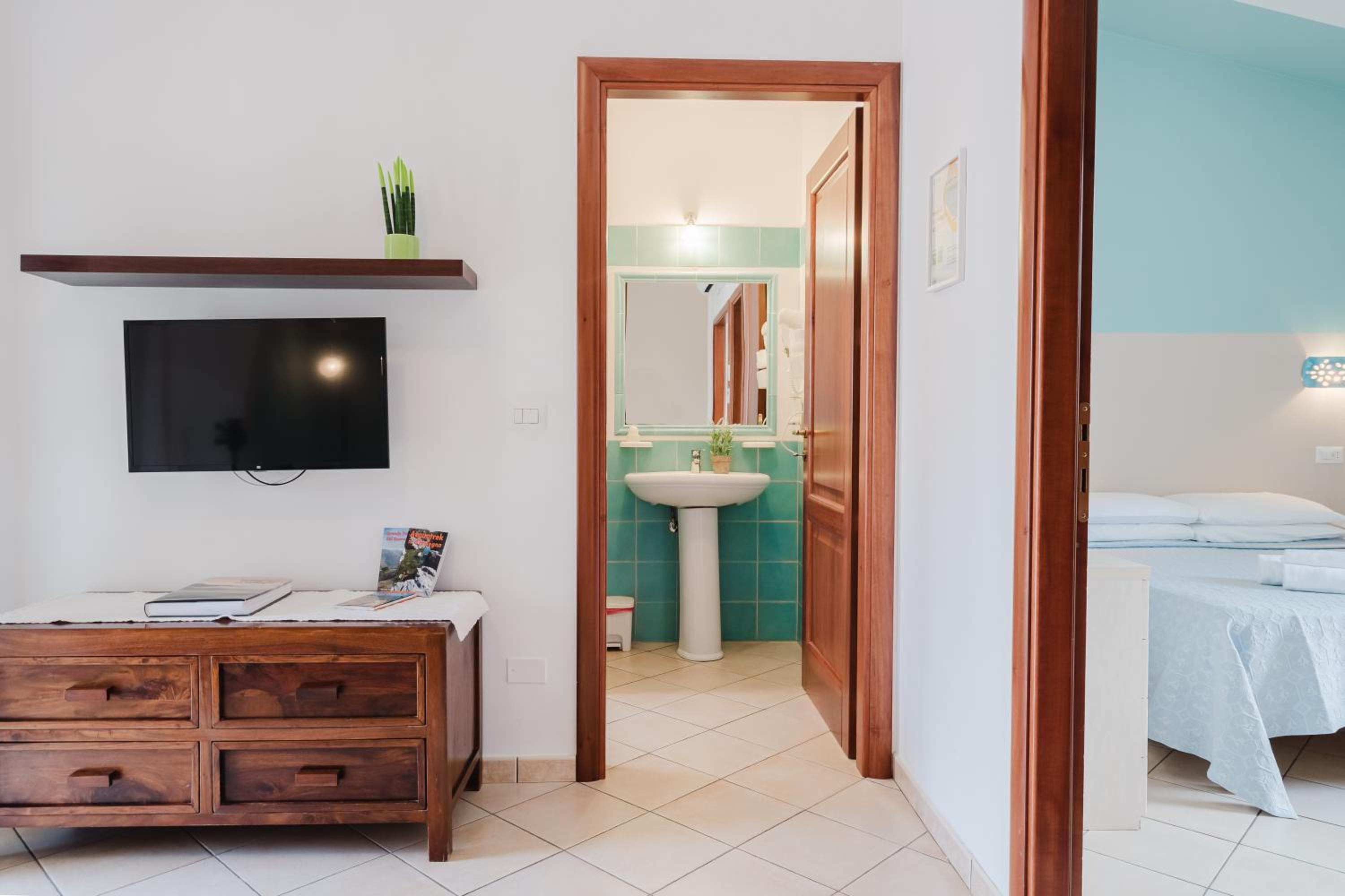 Superior One-Bedroom Apartment and Private Terrace