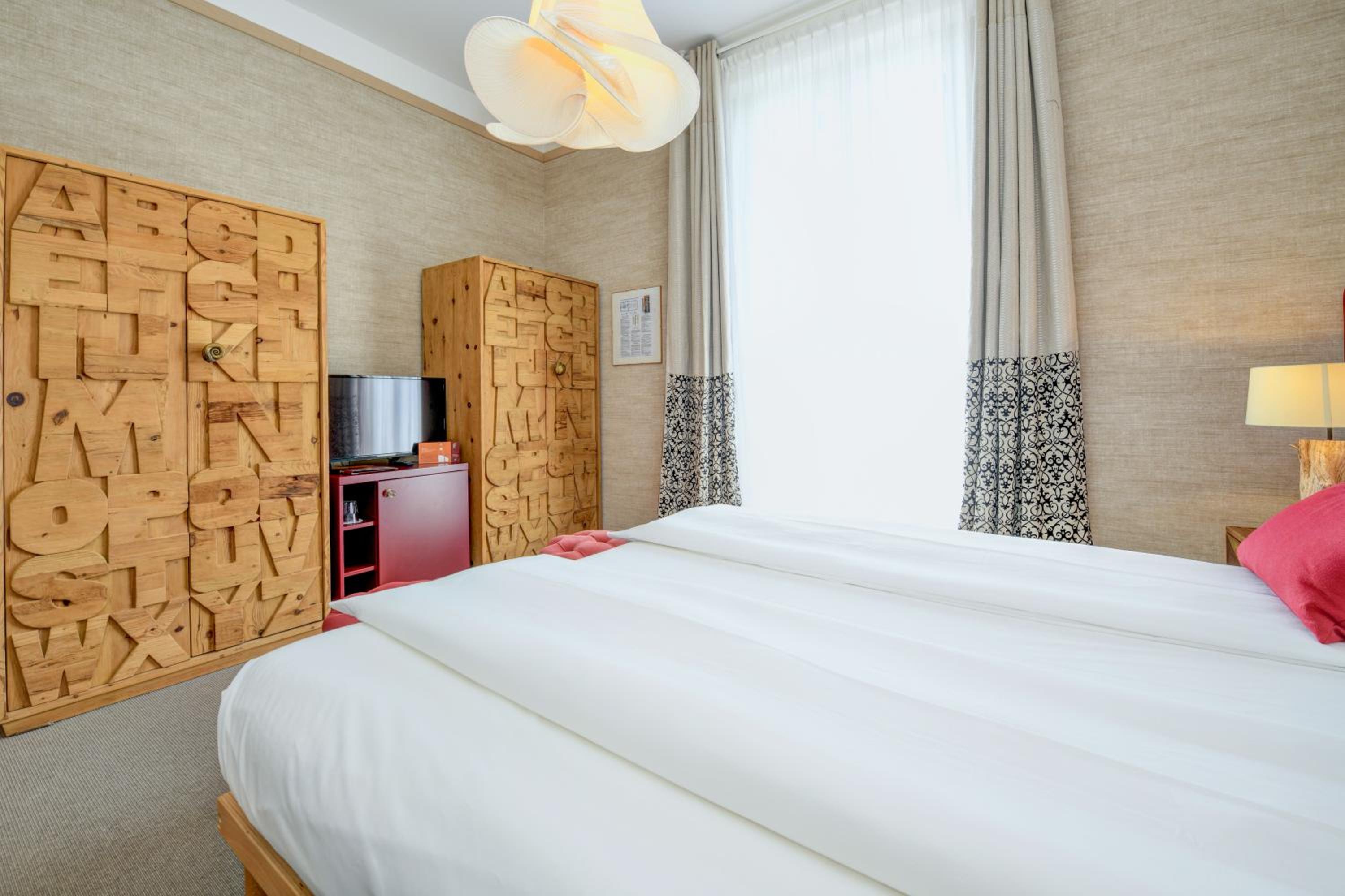 Deluxe Double Room with Lake View