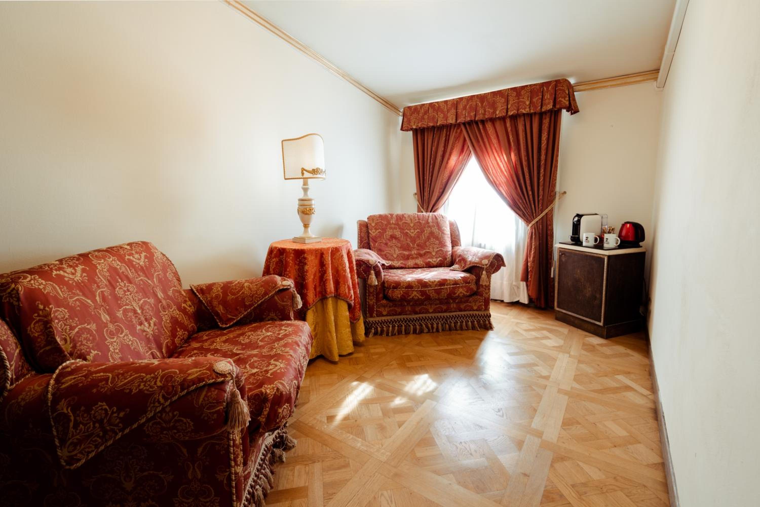 Junior Suite with Balcony