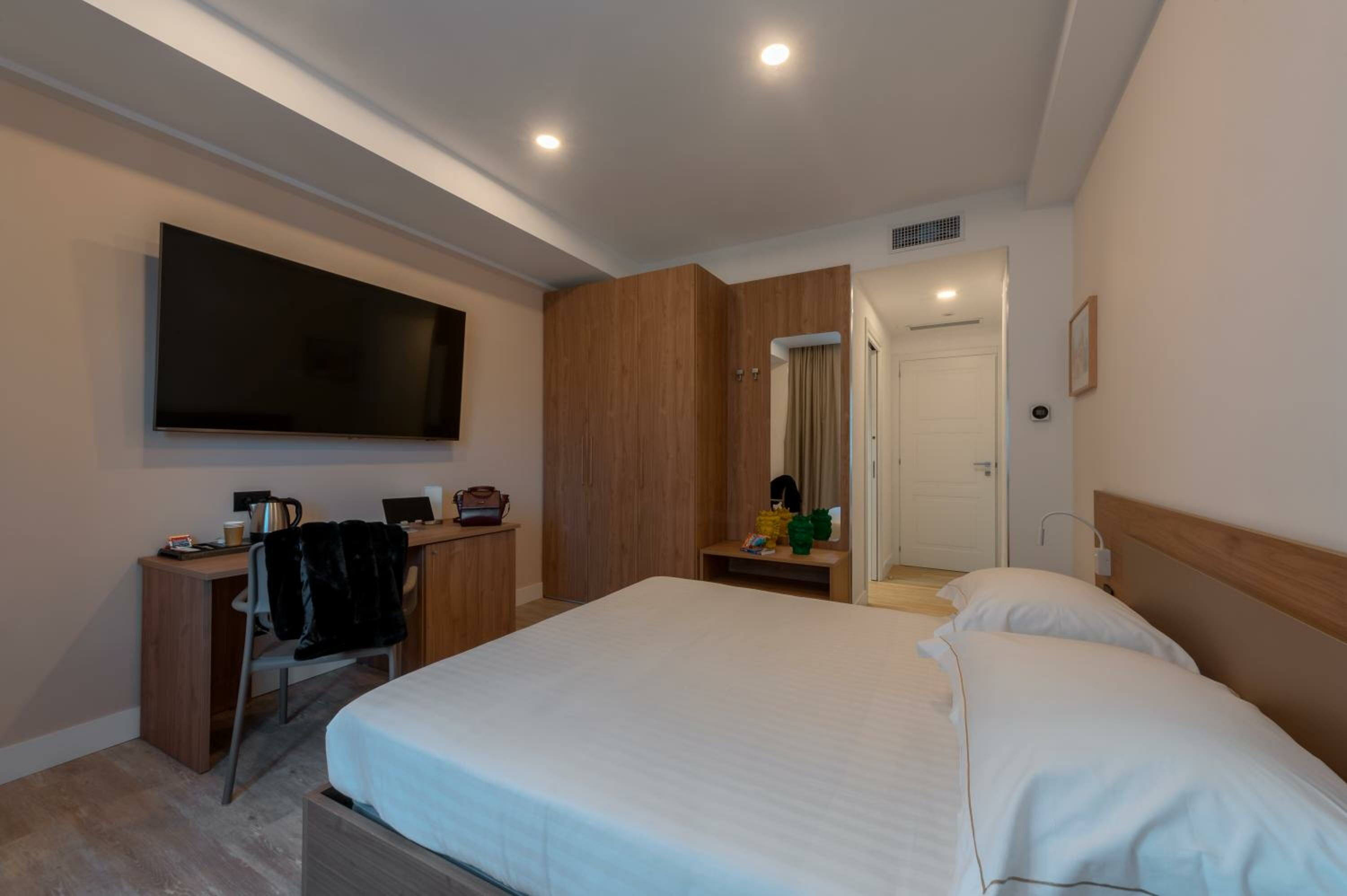 Double Room - Annex 295 feet from the main building 