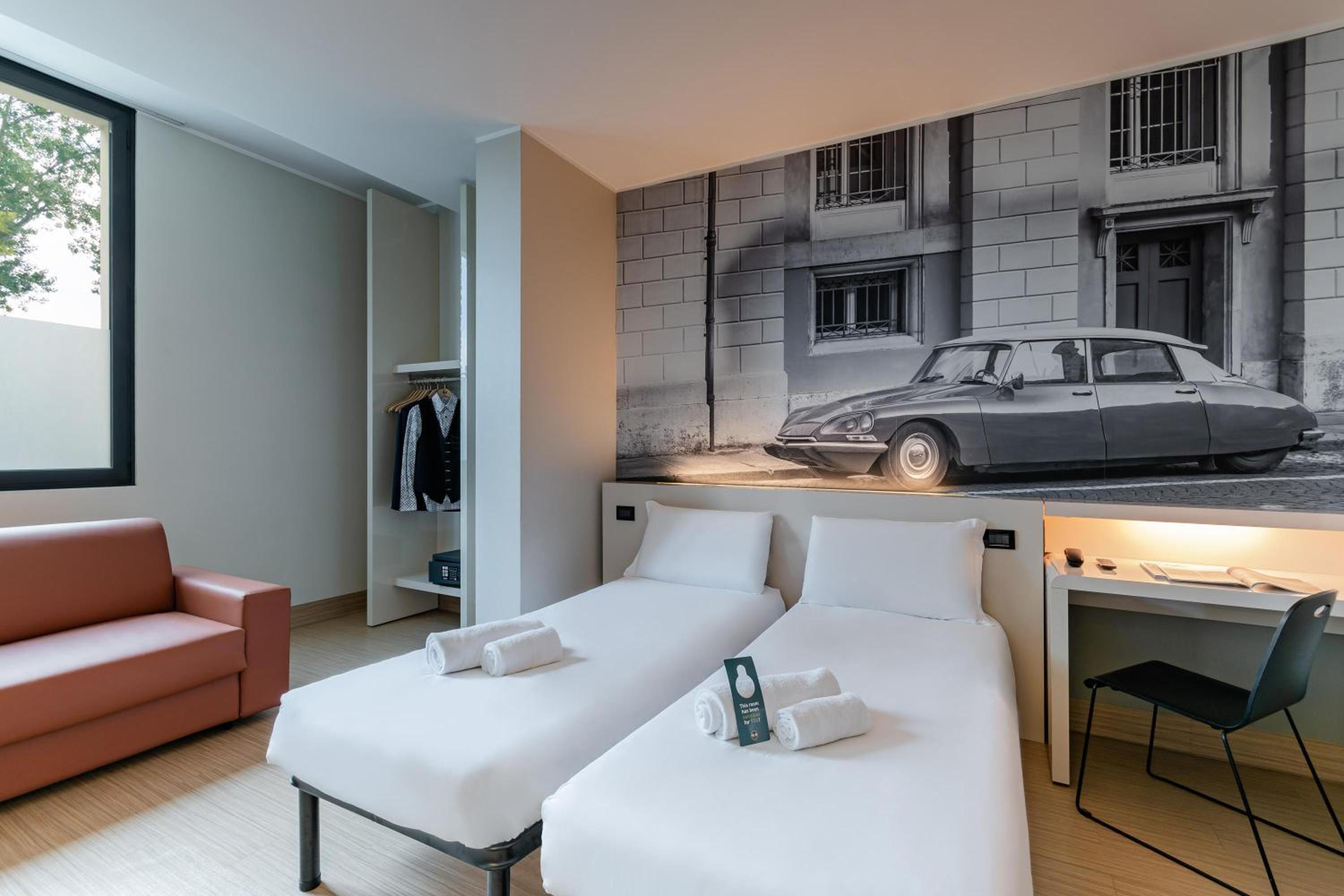 Twin Room