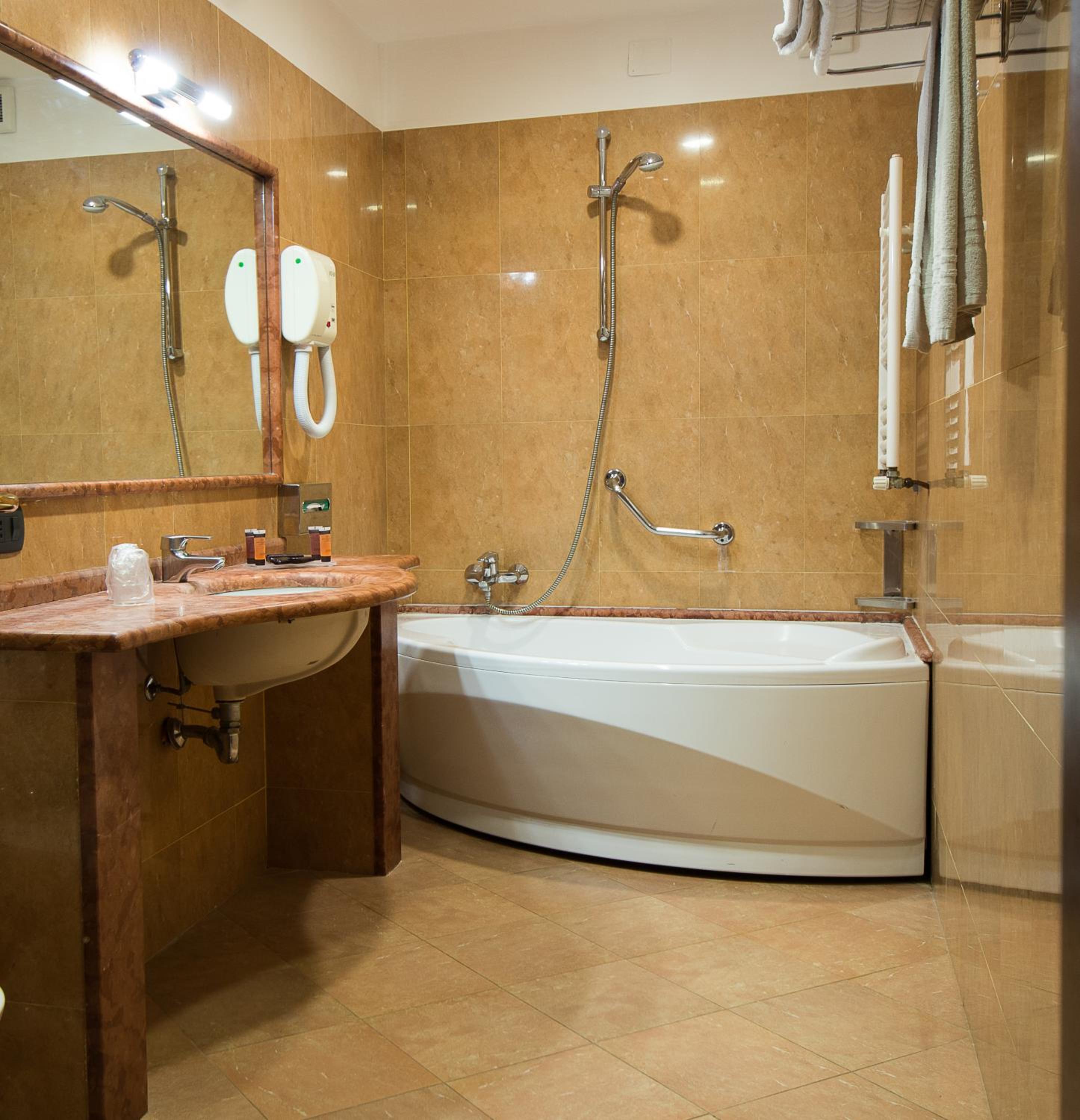 Deluxe Double or Twin Room with Garden View