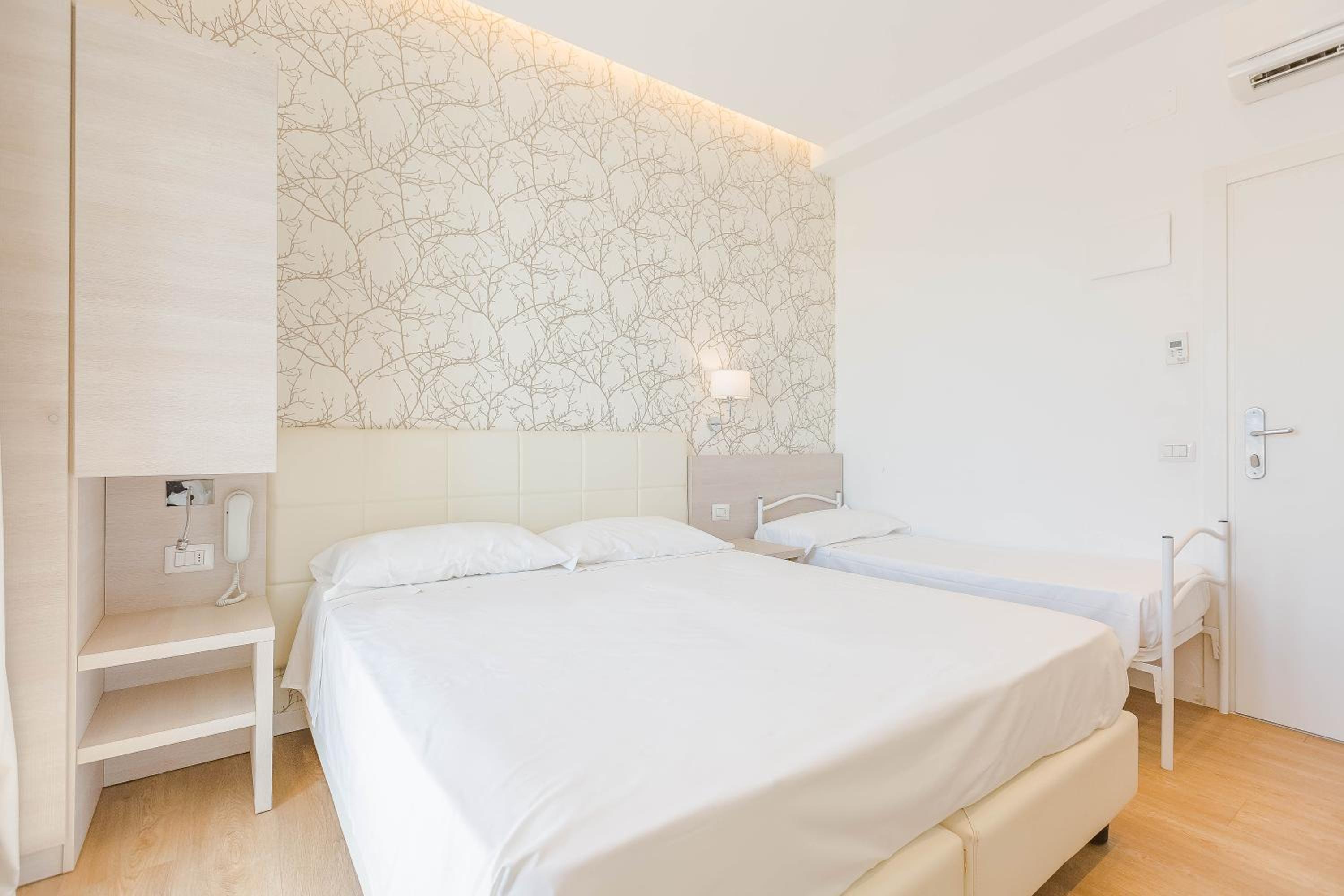 Economy Triple Room