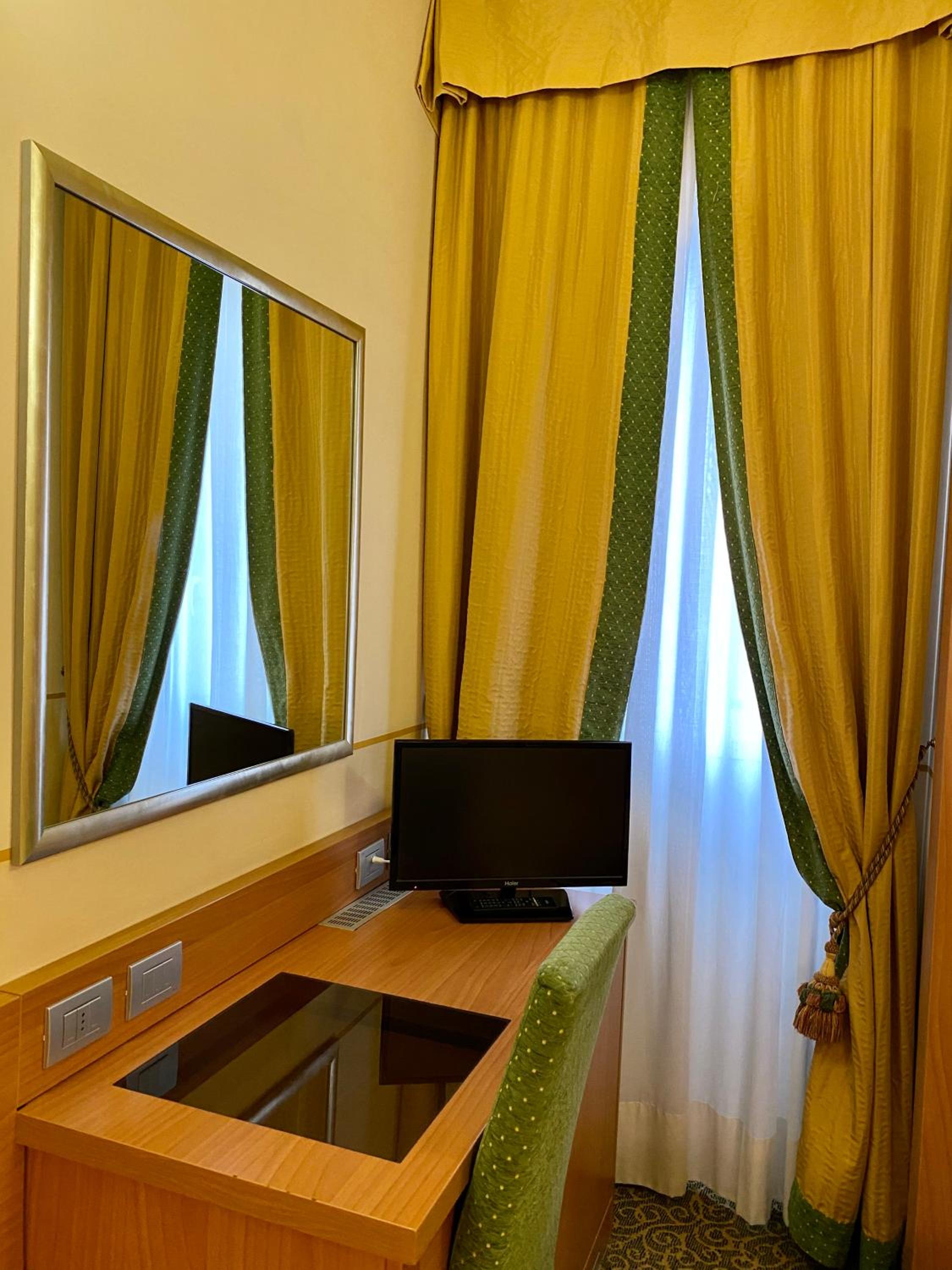 Single Room