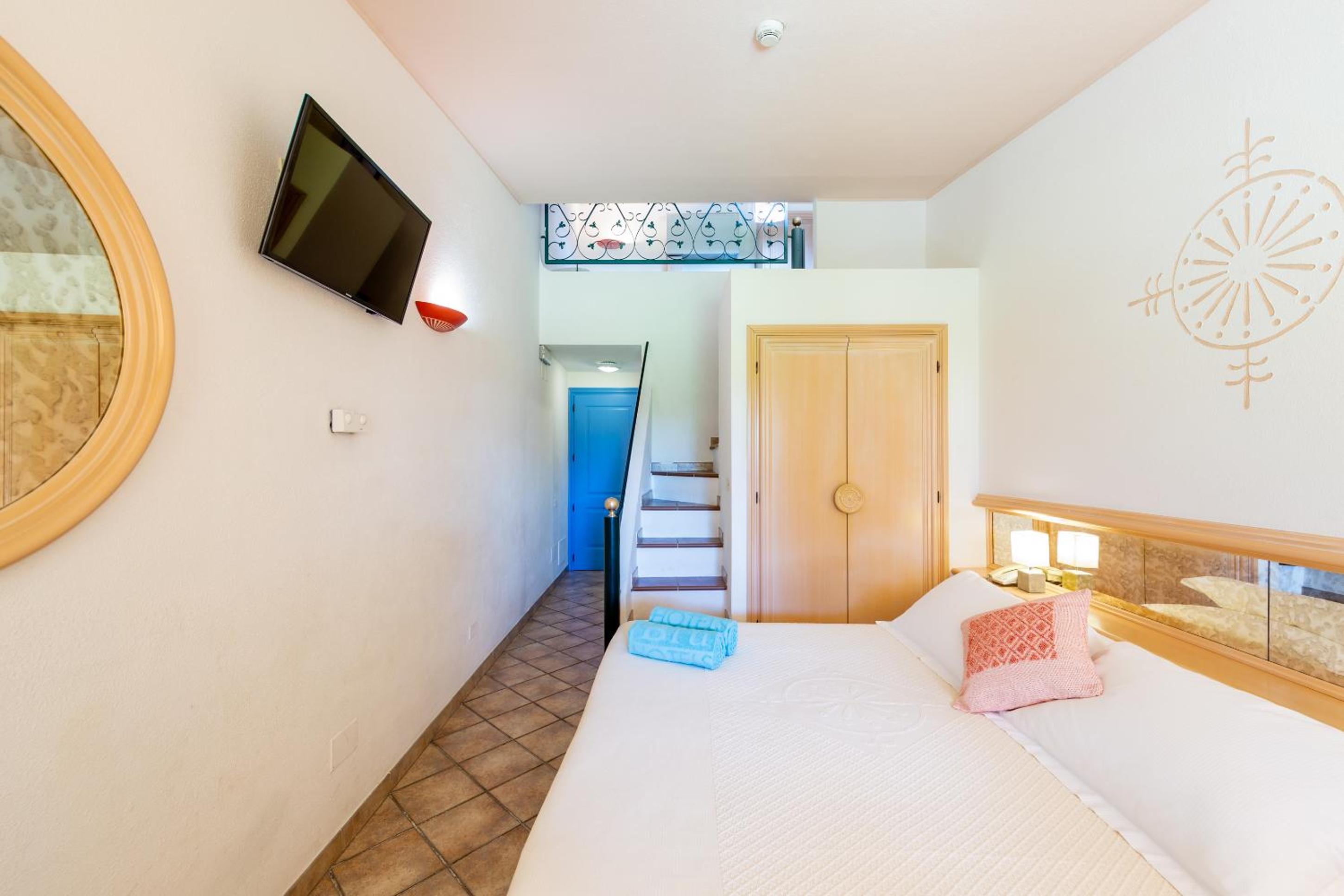 Family Room - Split Level