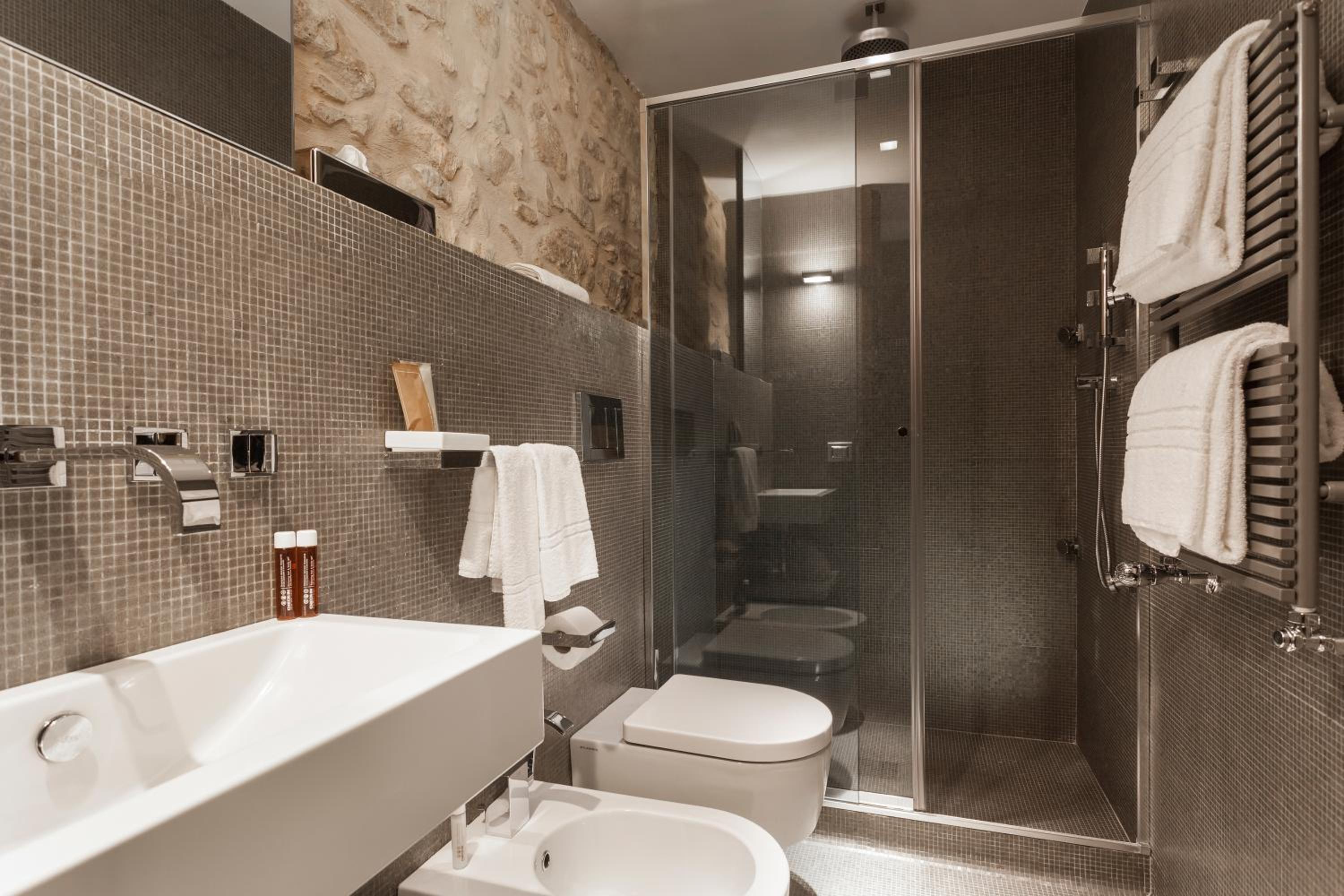 Standard Double or Twin Room with Garden View