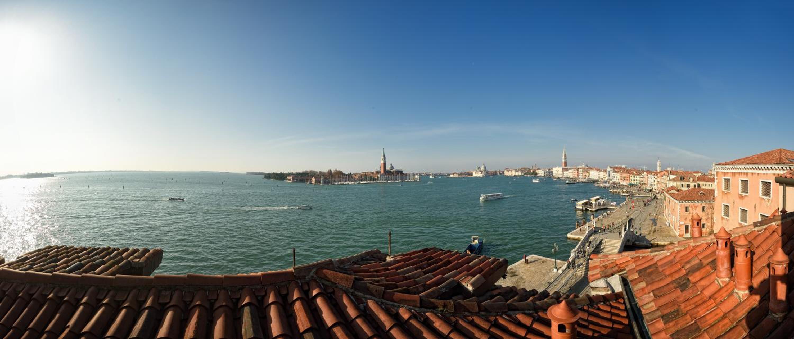 Suite with Terrace and Lagoon View