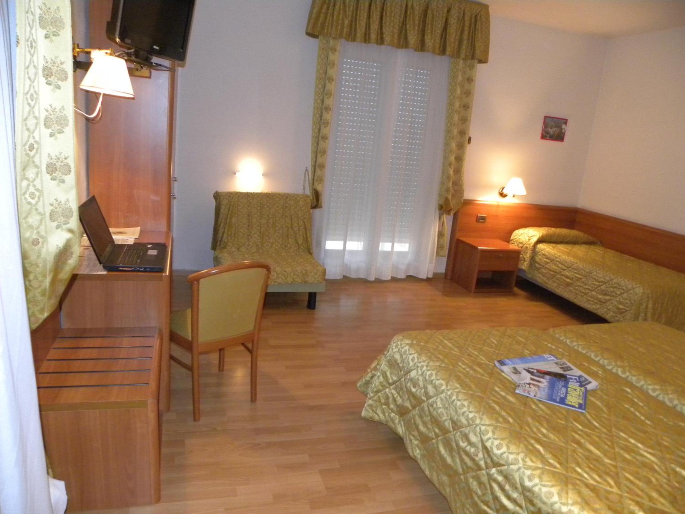 Superior Quadruple Room