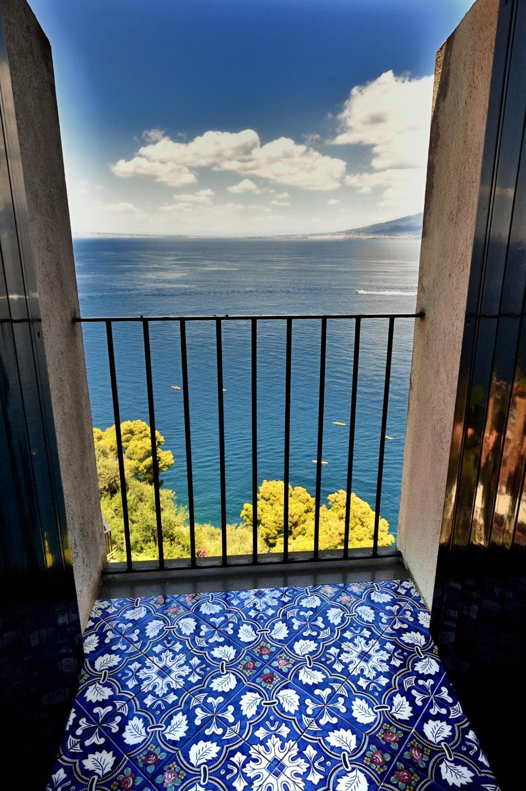 Superior Double Room with Sea View