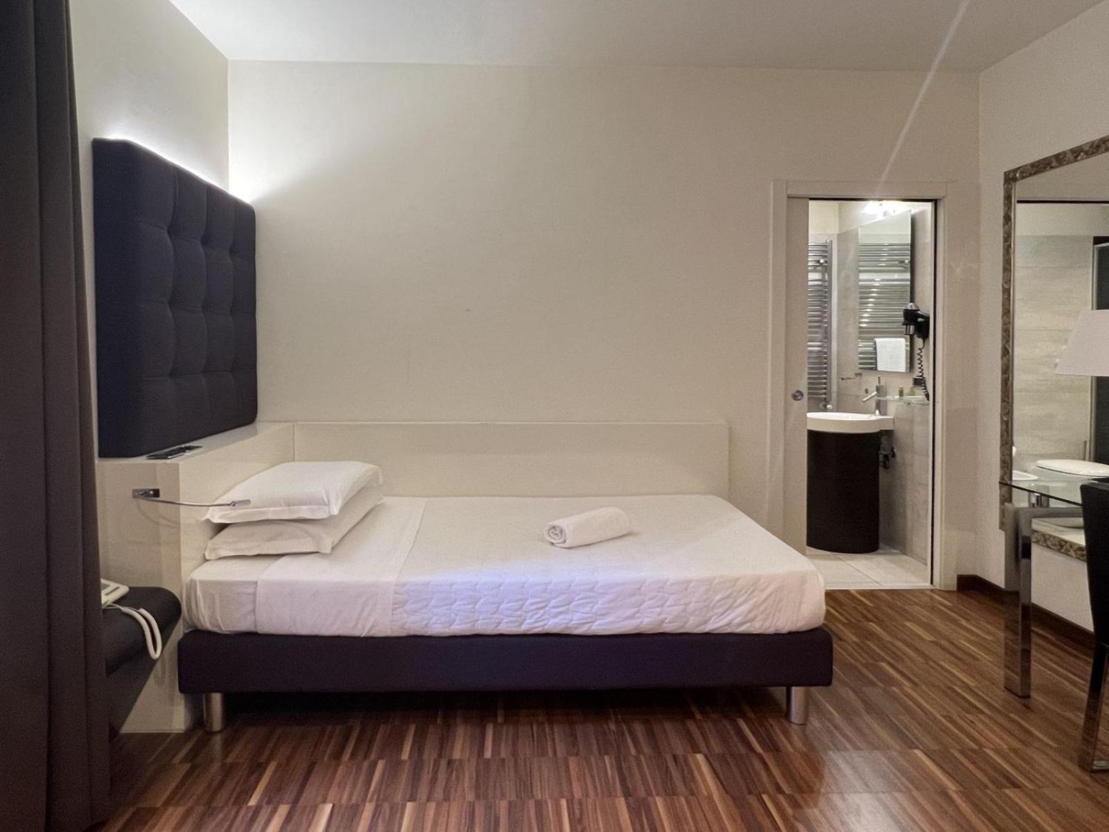 Business Double Room